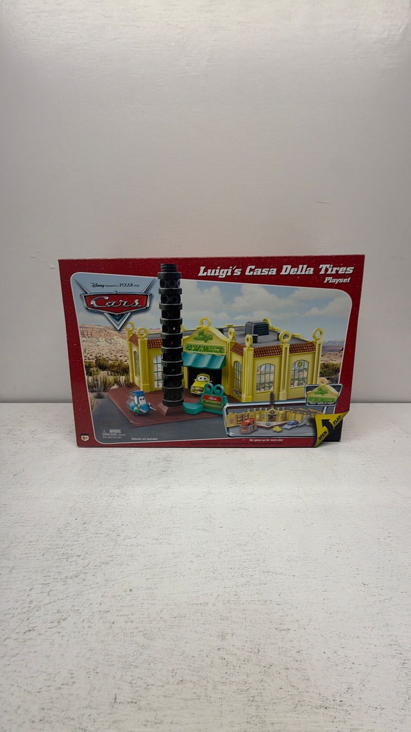 Mattel Disney Pixar Cars Luigi’s Casa Della Tires Playset