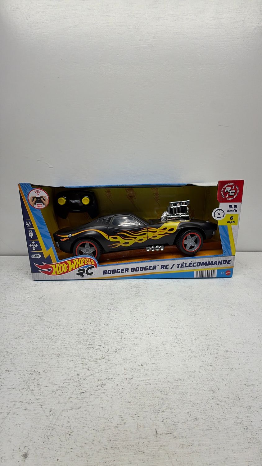 Mattel Hot Wheels RC Rodger Dodger Remote Control Car Toy