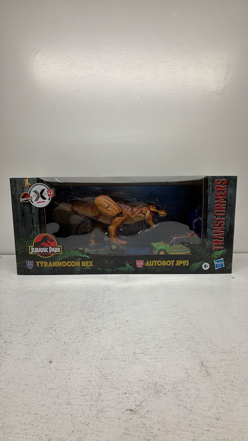 Hasbro Transformers Jurassic Park Tyrannocon Rex &amp; Autobot JP93 Generations