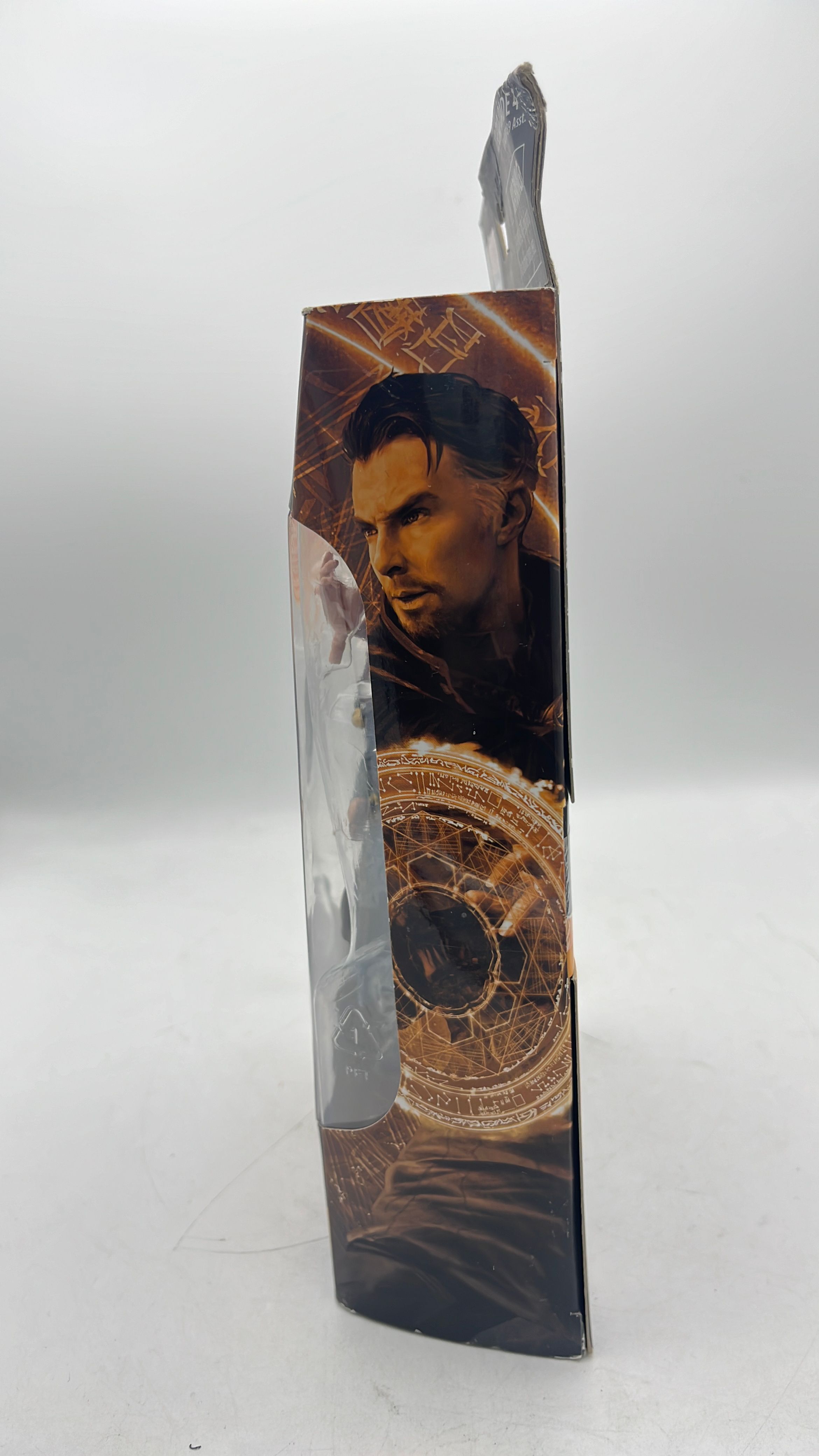 Hasbro Marvel Legends Doctor Strange Figure 2016 view 2