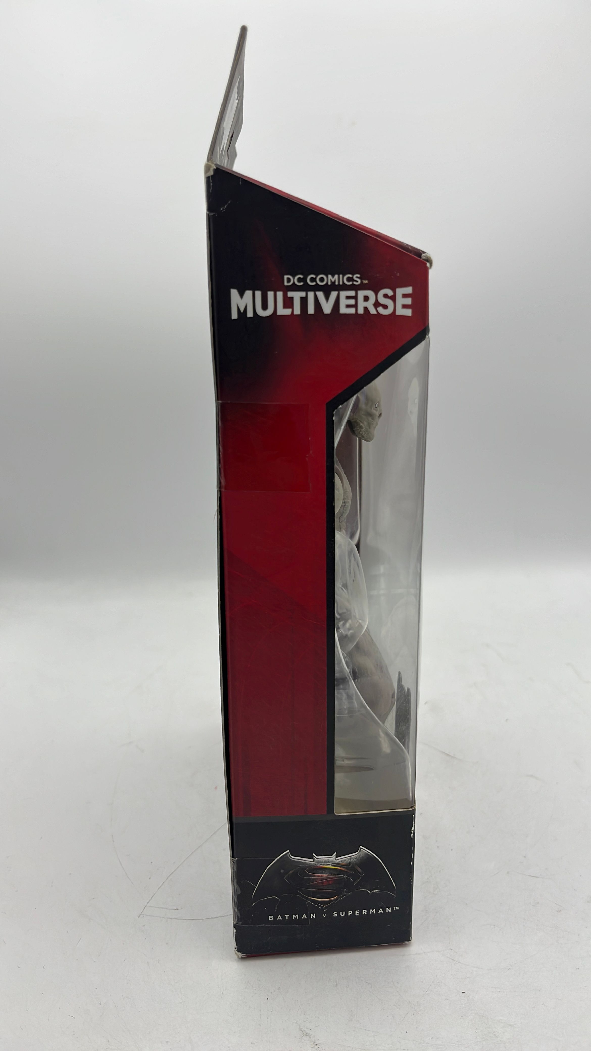 Mattel DC Multiverse Batman V Superman Bat Creature 2015 view 4