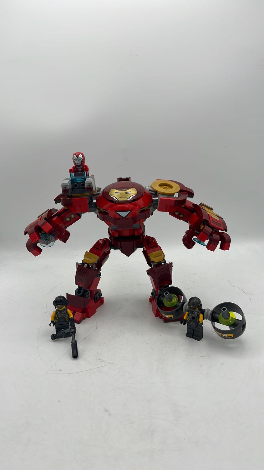 Lego 76164 Marvel Avengers Iron Man Hulkbuster verses A.I.M. Agent 2020 (used)