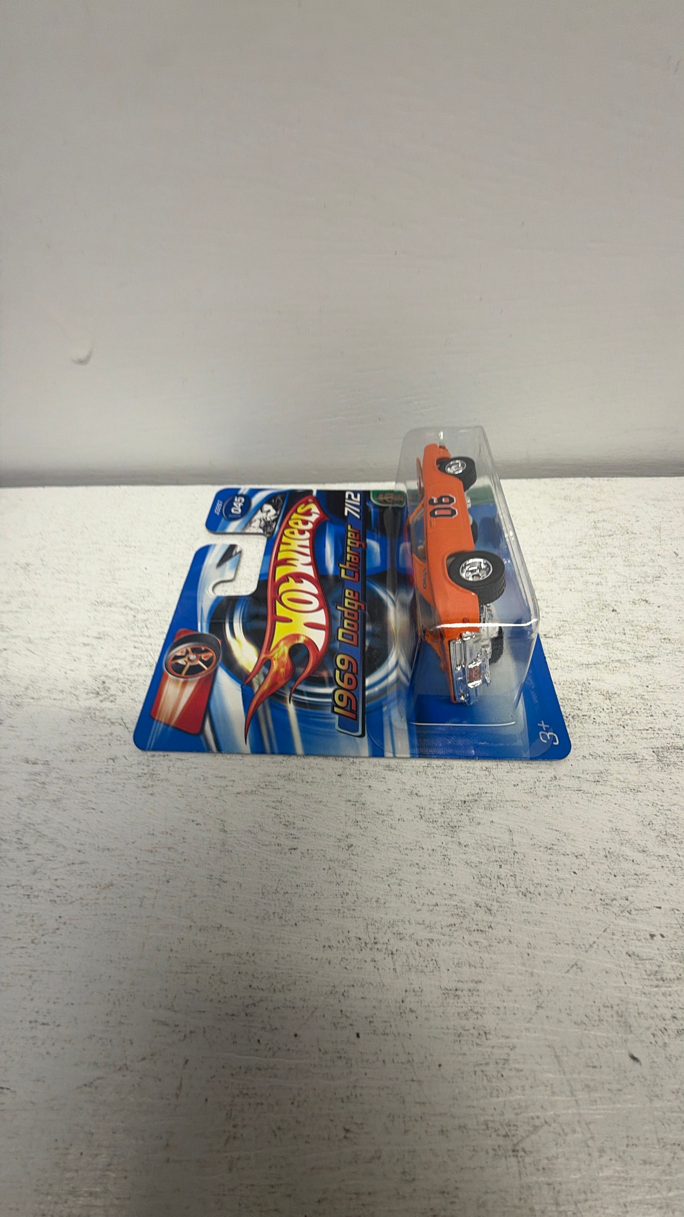 Mattel Hot Wheels 1969 Dodge Charger General Lee Treasure Hunt Short Card view 4