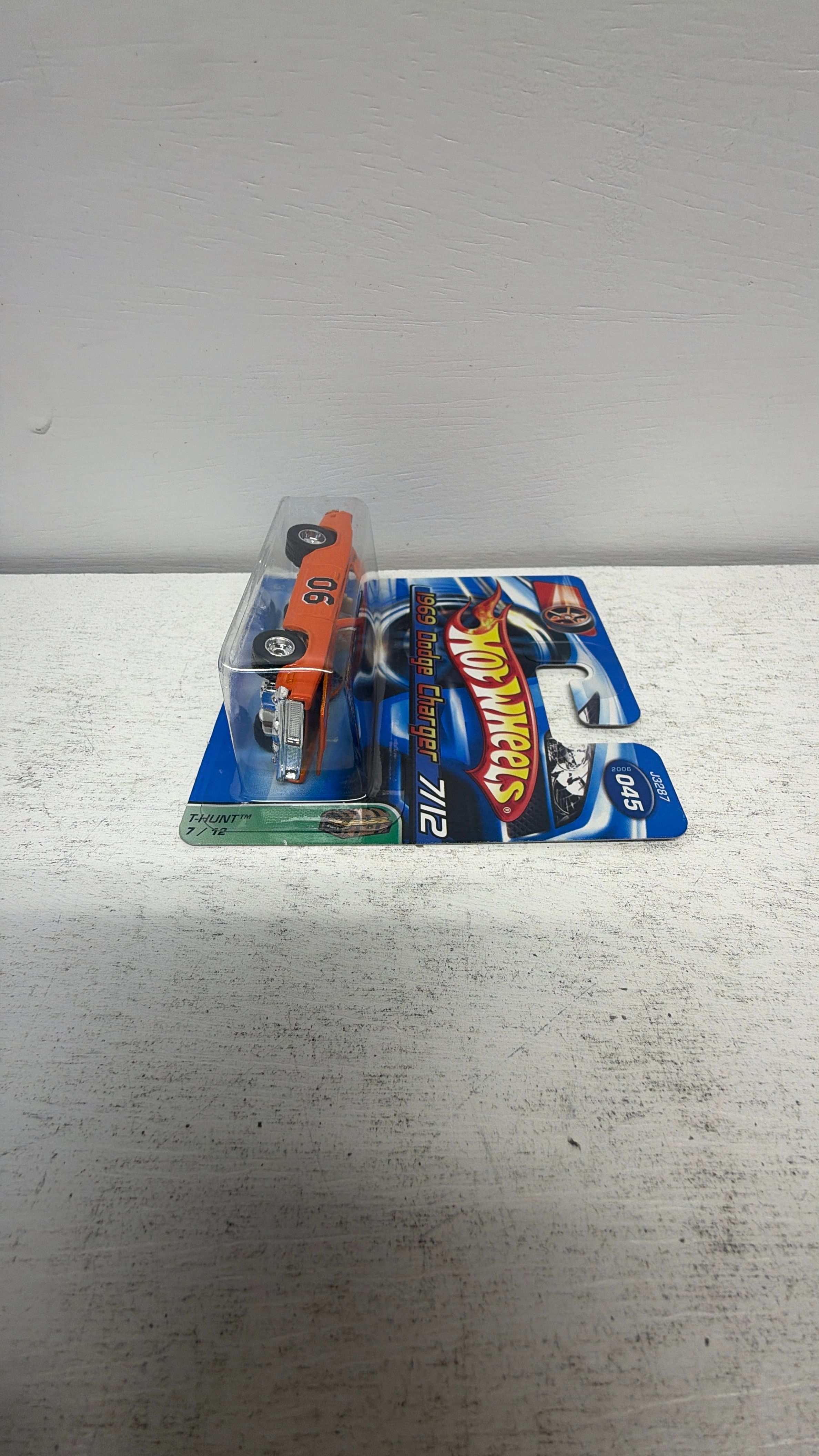 Mattel Hot Wheels 1969 Dodge Charger General Lee Treasure Hunt Short Card view 5