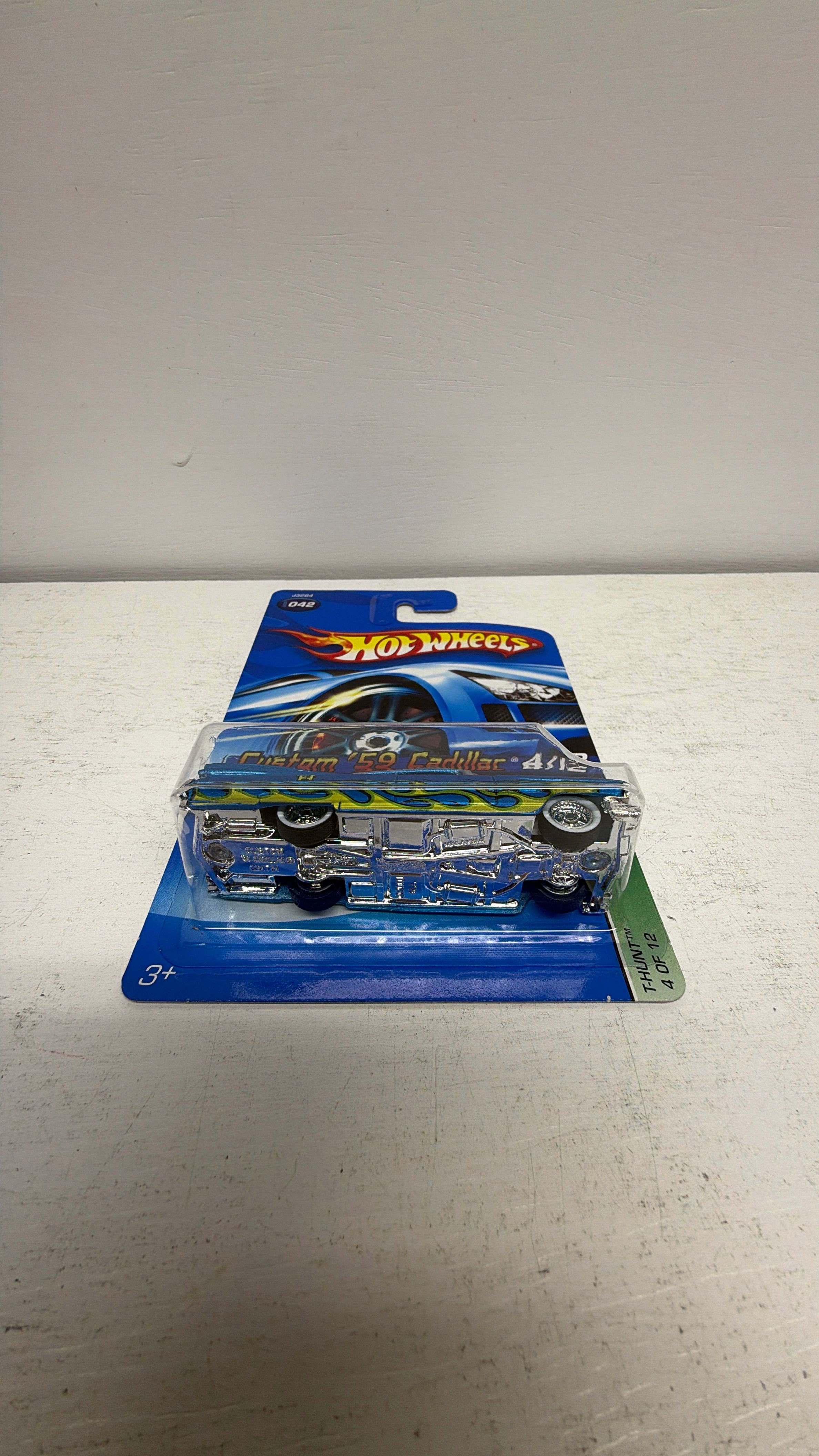 Mattel Hot Wheels Custom 1959 Cadillac Super Treasure Hunt 4/12 view 5