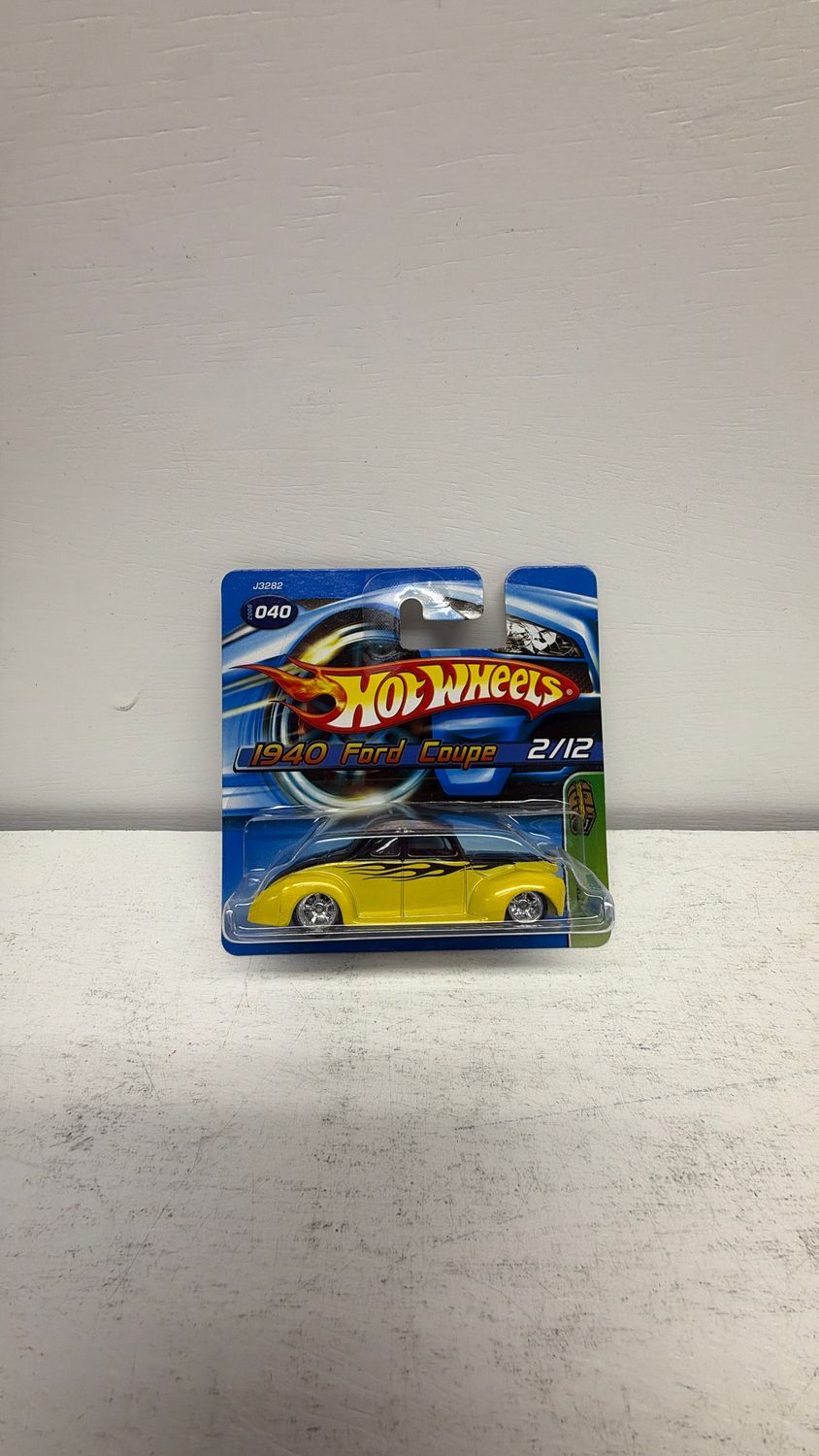 Mattel Hot Wheels 1940 Ford Coupe Super Treasure Hunt Short Card