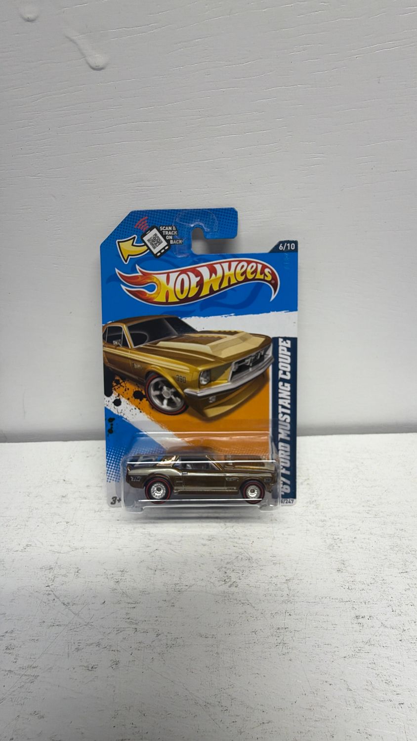 Mattel Hot Wheels ‘67 Ford Mustang Coupe Super Treasure Hunt