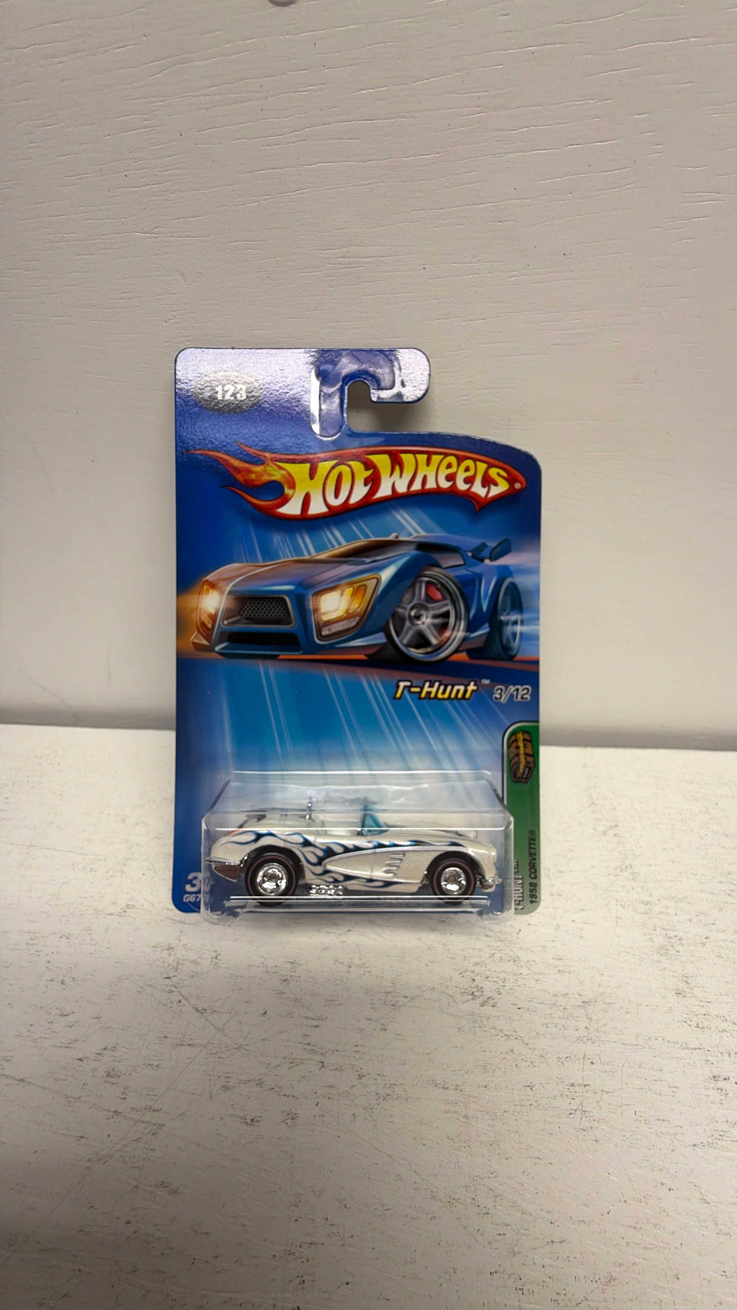 Mattel Hot Wheels 1958 Corvette Super Treasure Hunt