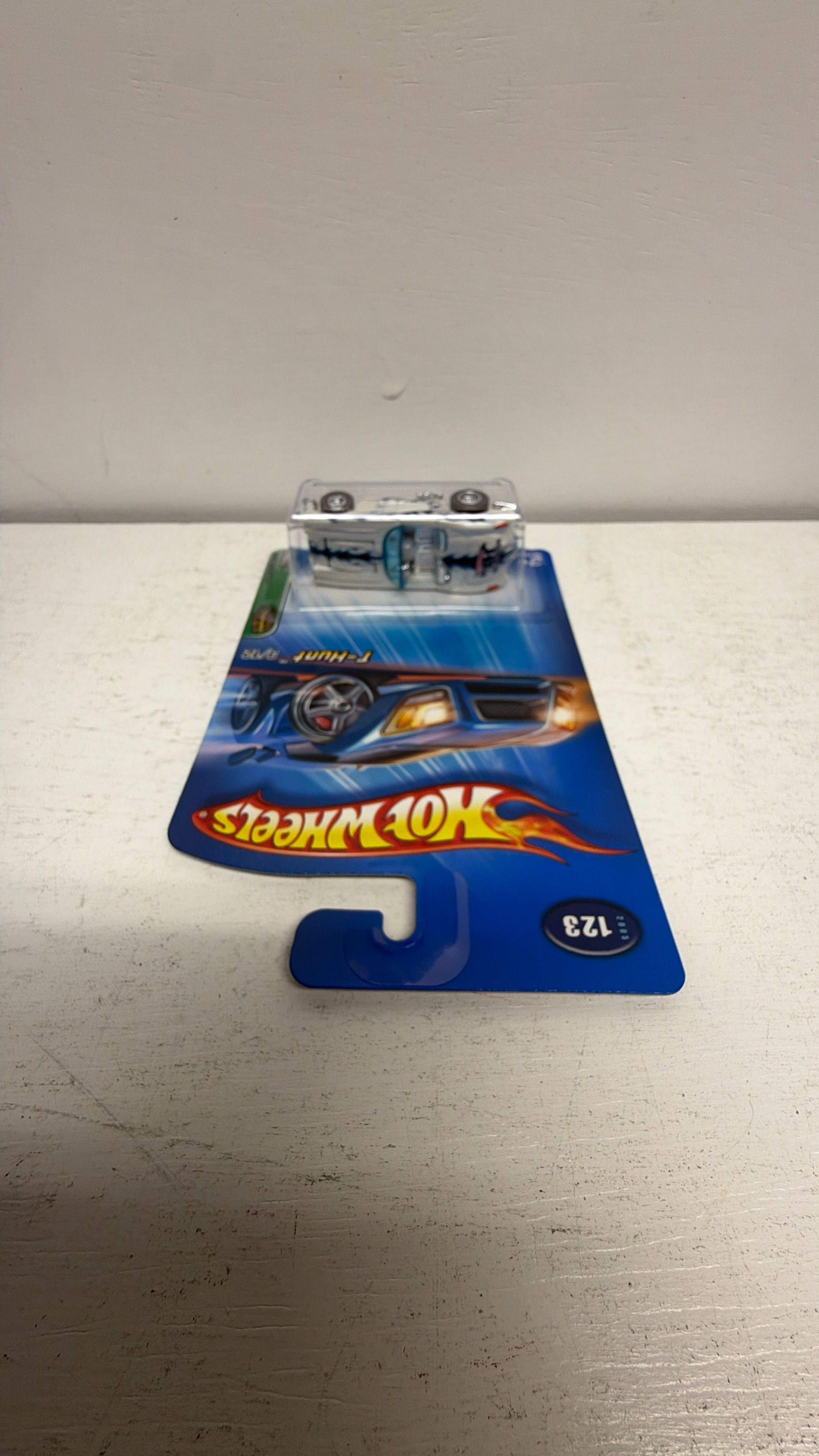 Mattel Hot Wheels 1958 Corvette Super Treasure Hunt view 3