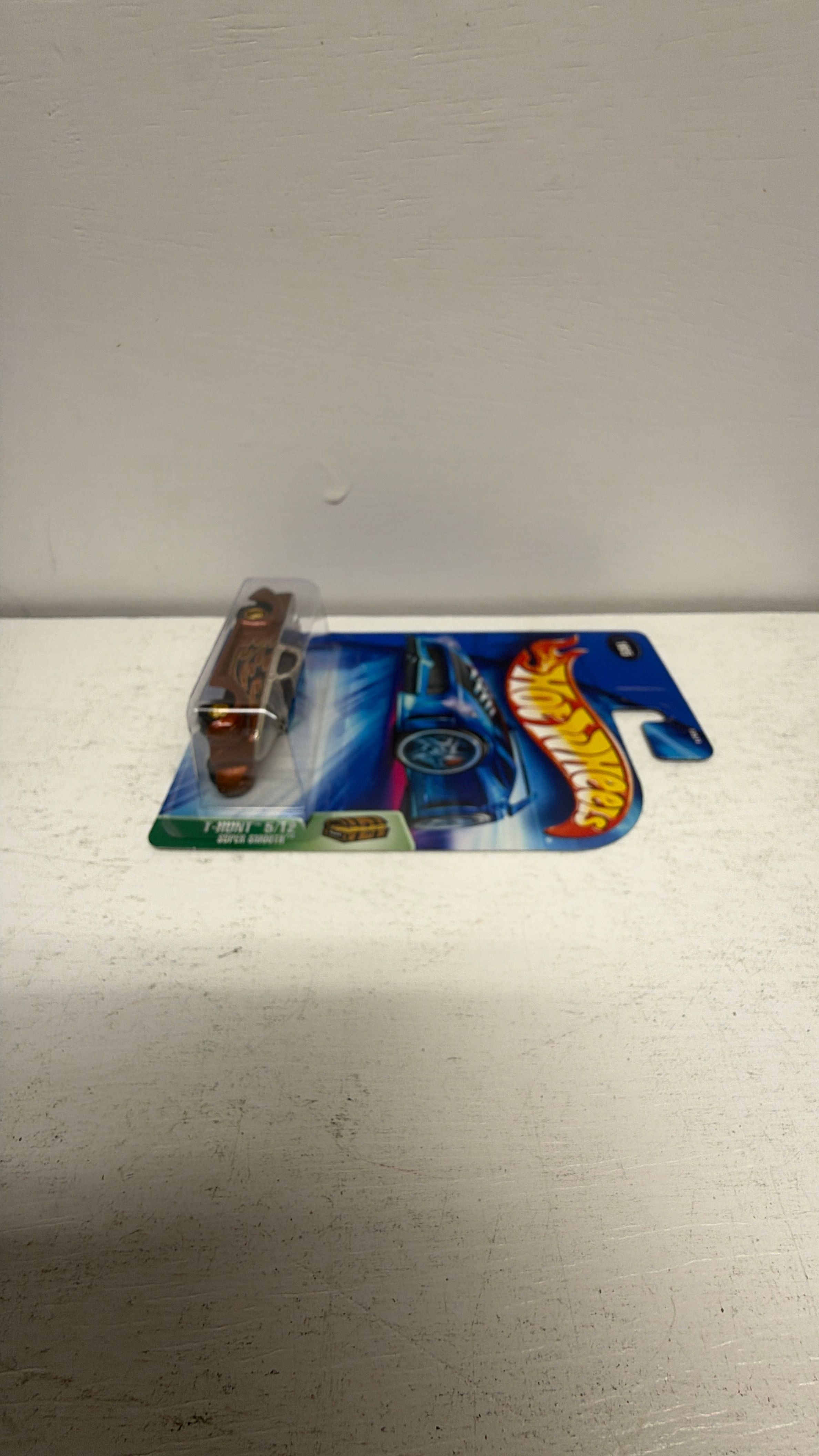 Mattel Hot Wheels Super Smooth Super Treasure Hunt 2004 view 3
