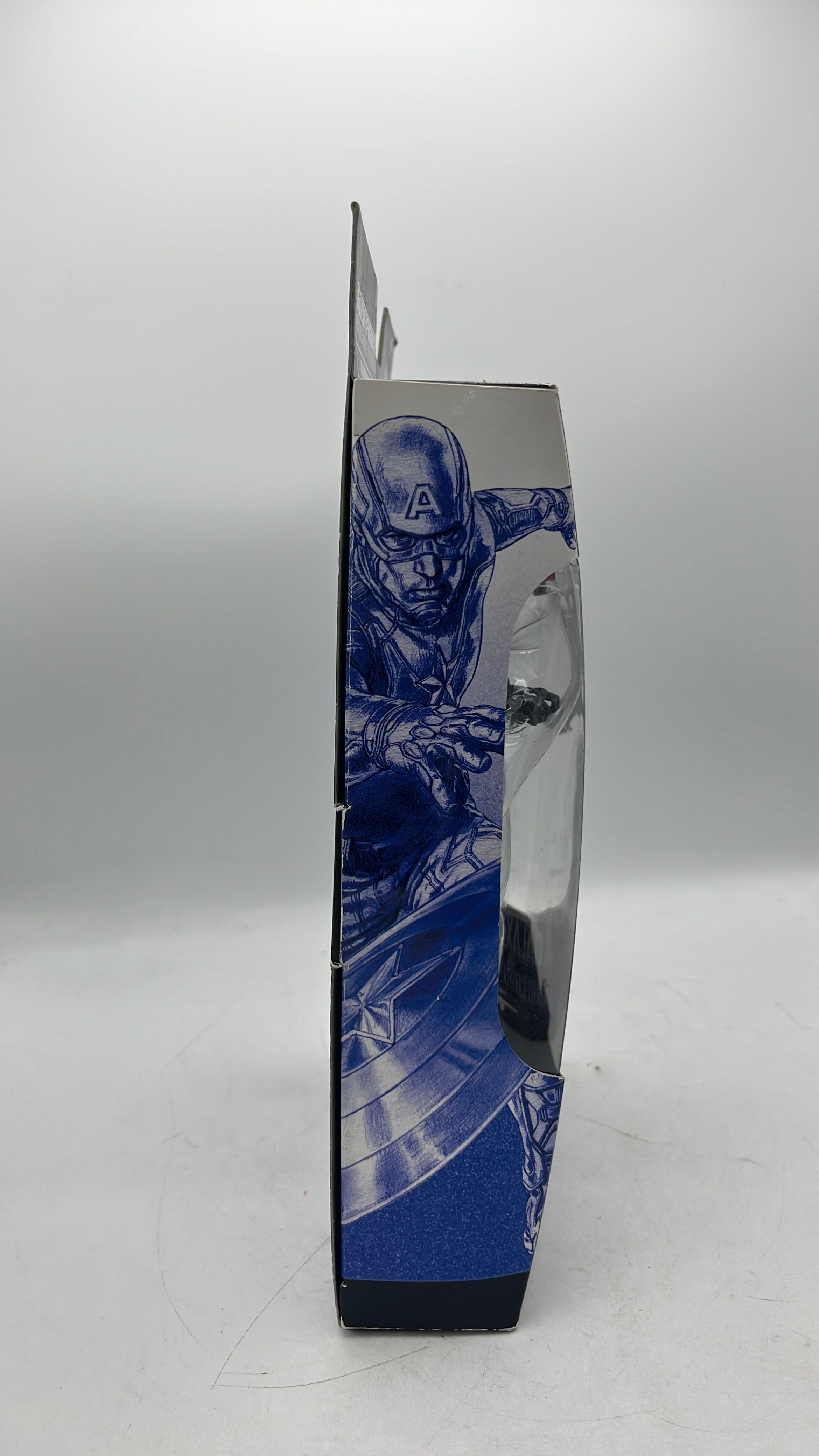 Hasbro Marvel Legends Agents Of Hydra The Red Skull 2013 (used) Incomplete view 4
