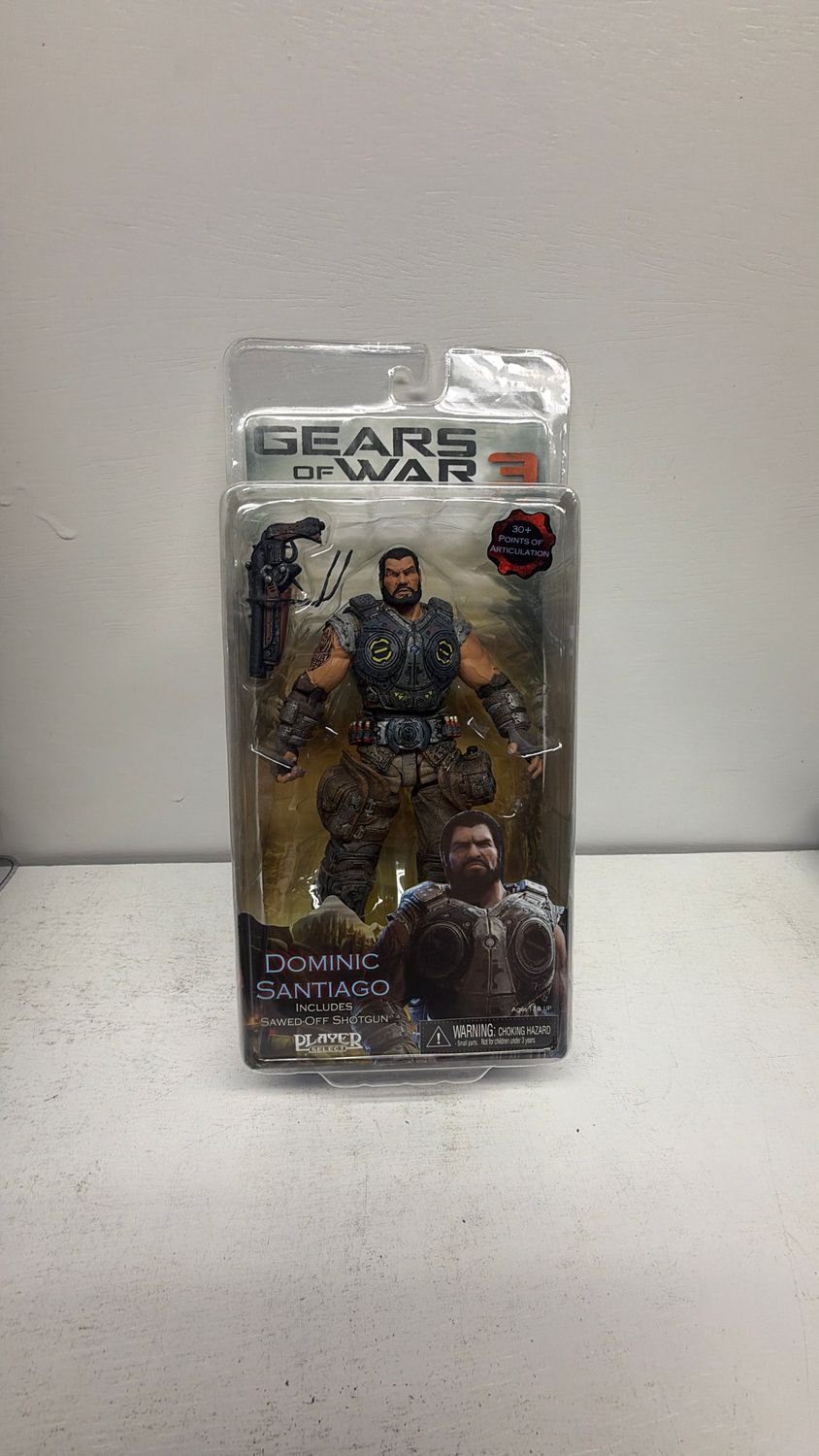 NECA Player Select Gears of War 3 Figure Dominic Santiago Includes Sawed-Off Shotgun