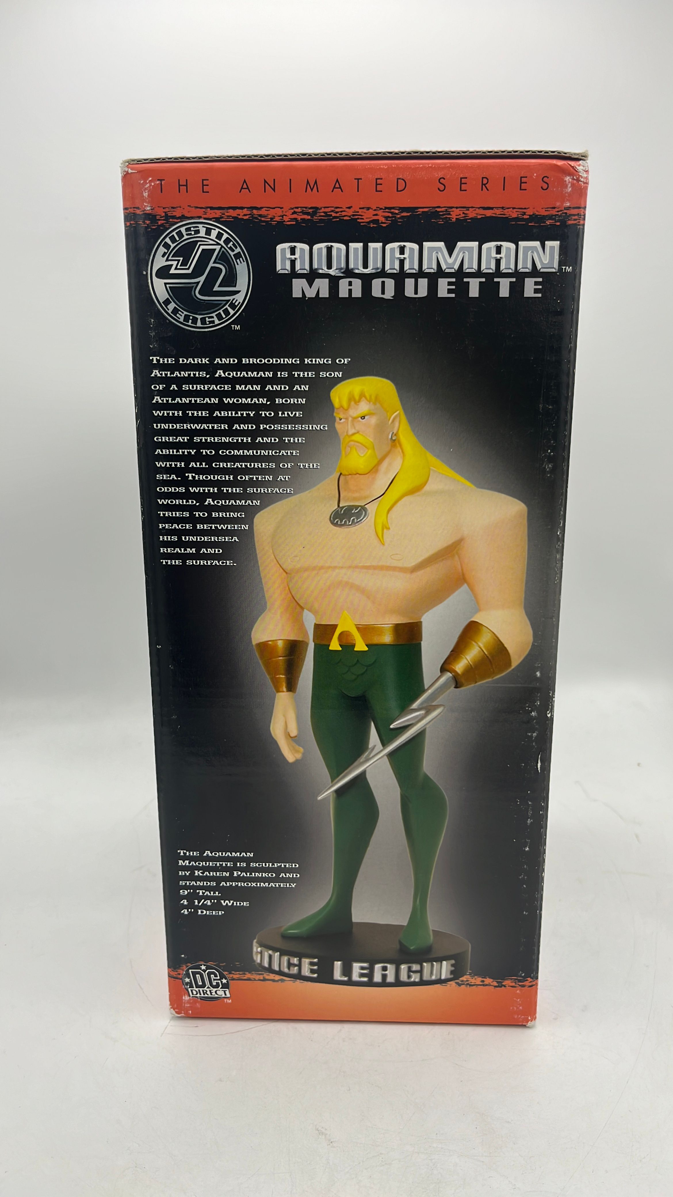 DC Direct Justice League Aquaman Maquette 0969/4500 view 5