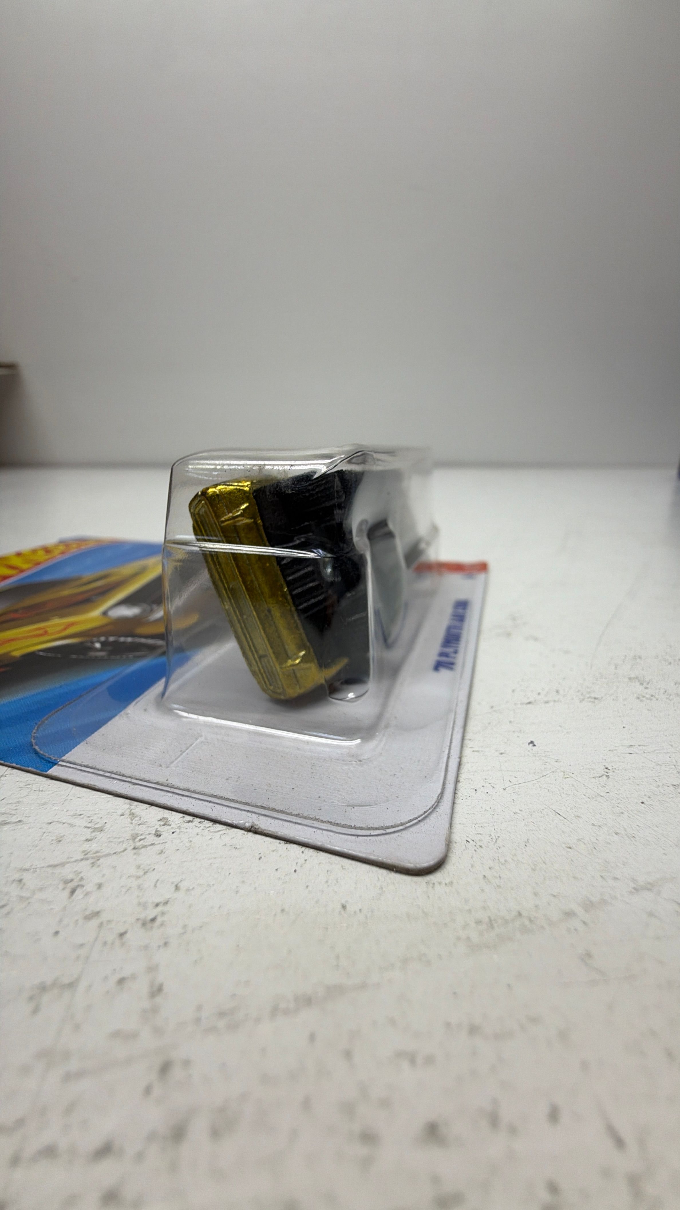 Mattel Hot Wheels '70 Plymouth AAR Cuda Super Treasure Hunt 2026 (Blister Push) view 4