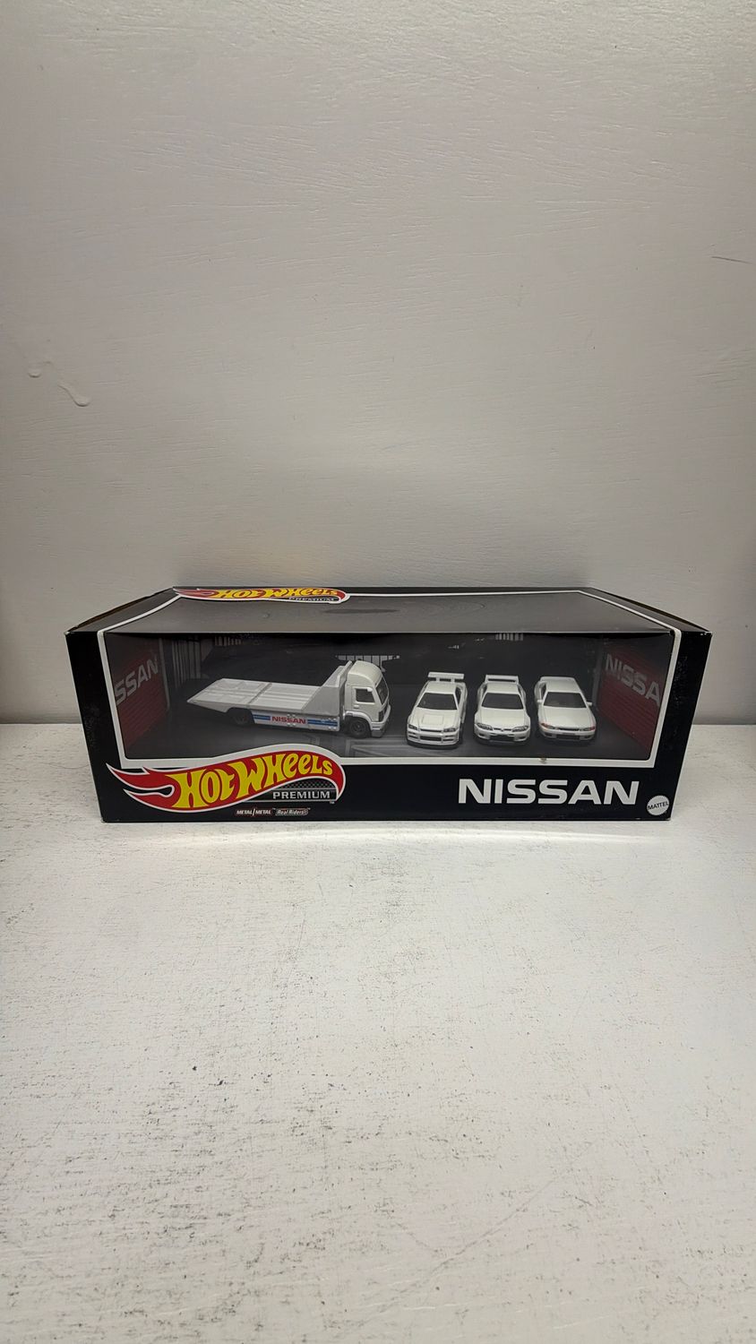 Mattel Hot Wheels 1:64 Nissan Skyline GT-R Premium Collector Set (GMH39-GRN86)
