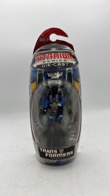 Galoob Transformers Titanium Series Thundercracker Die-Cast Figure 2006