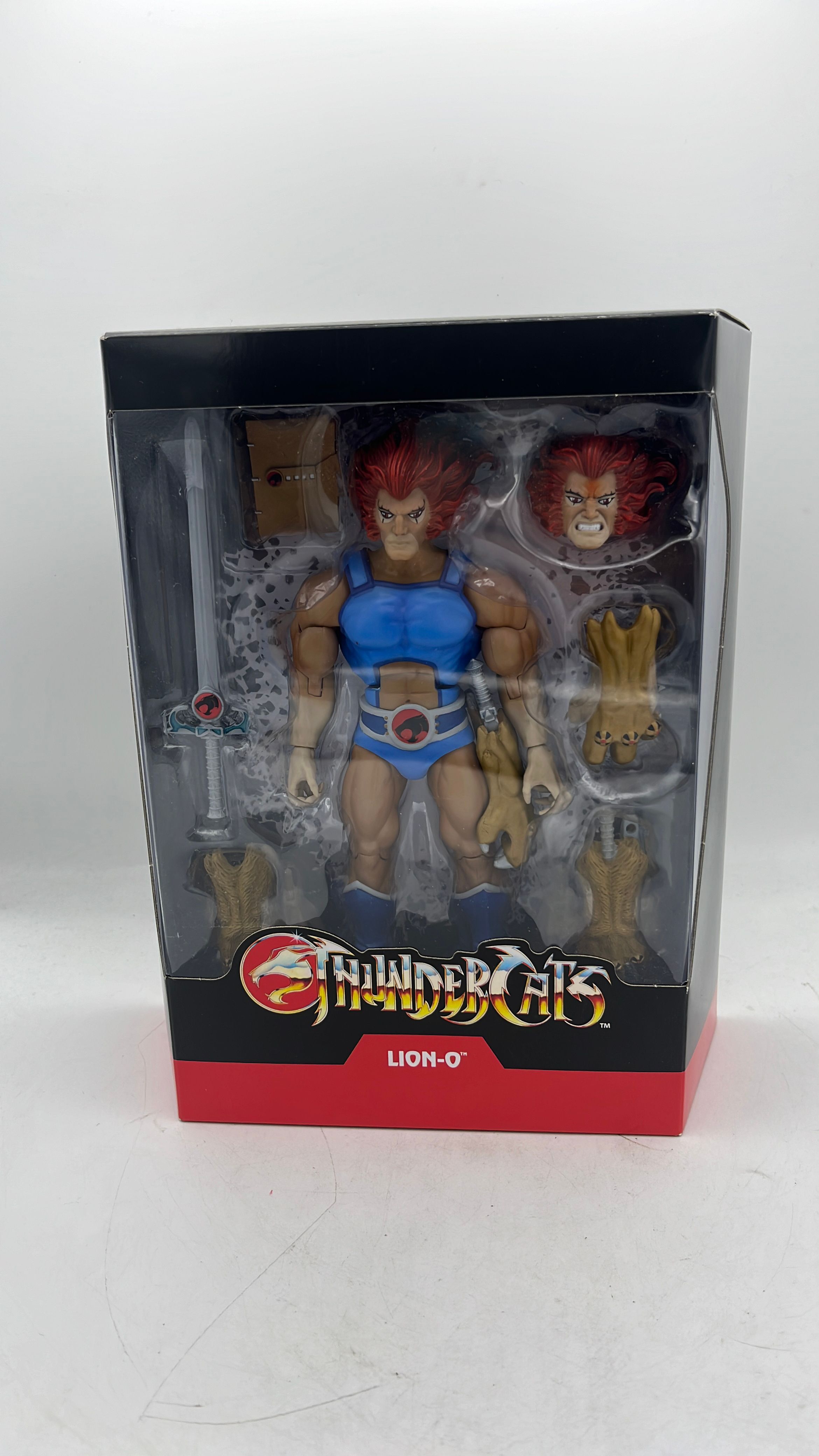 Super7 Thundercats Lion-O Figure view 3