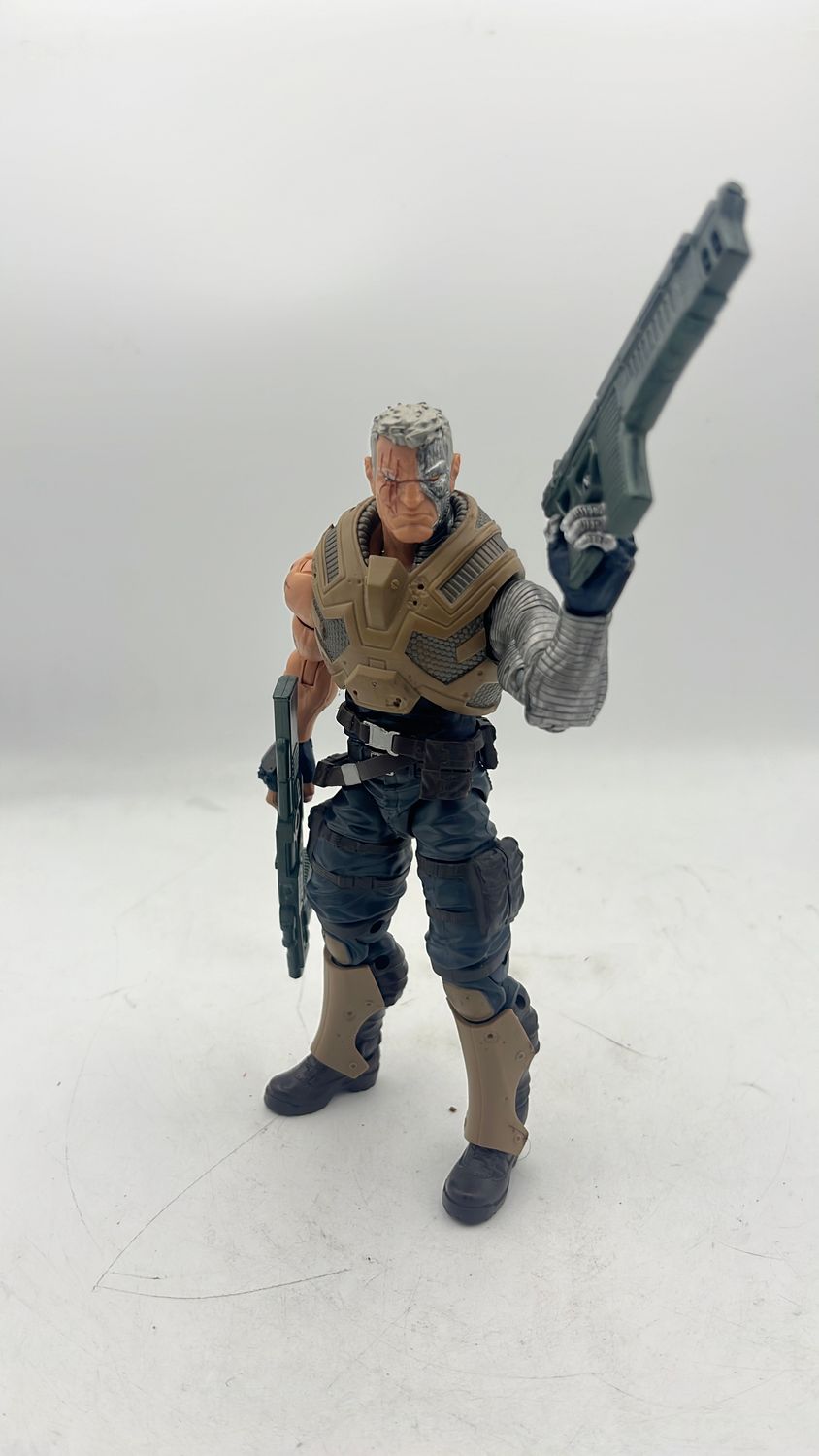 Hasbro Marvel Legends Juggernaut BAF Cable Figure 2018 (used) Incomplete