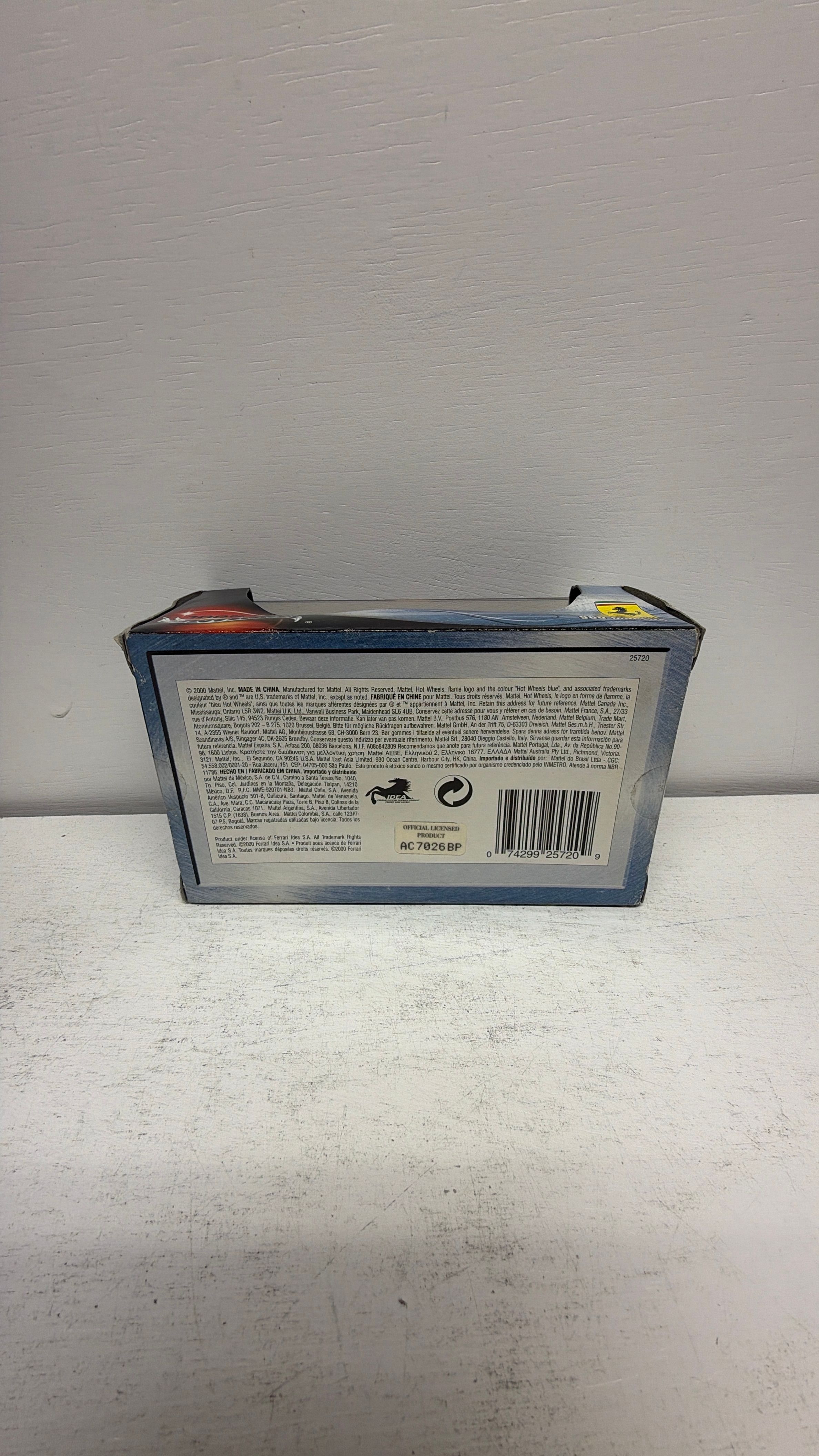 Mattel Hot Wheels 100% Black Box 1/43 Ferrari 360 Modena view 4