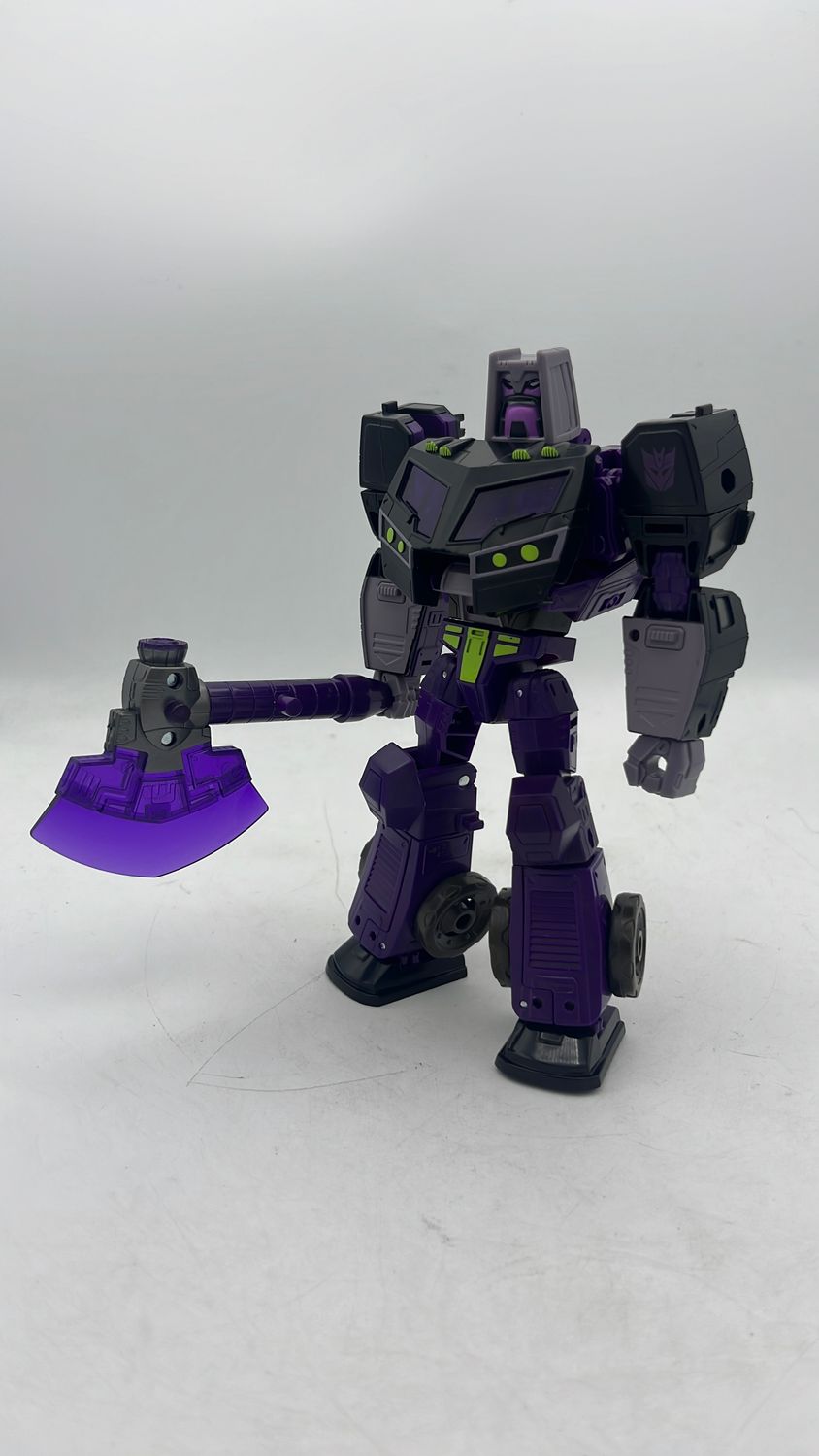 Hasbro Transformers Legacy United Motormaster Figure 2024 (used)