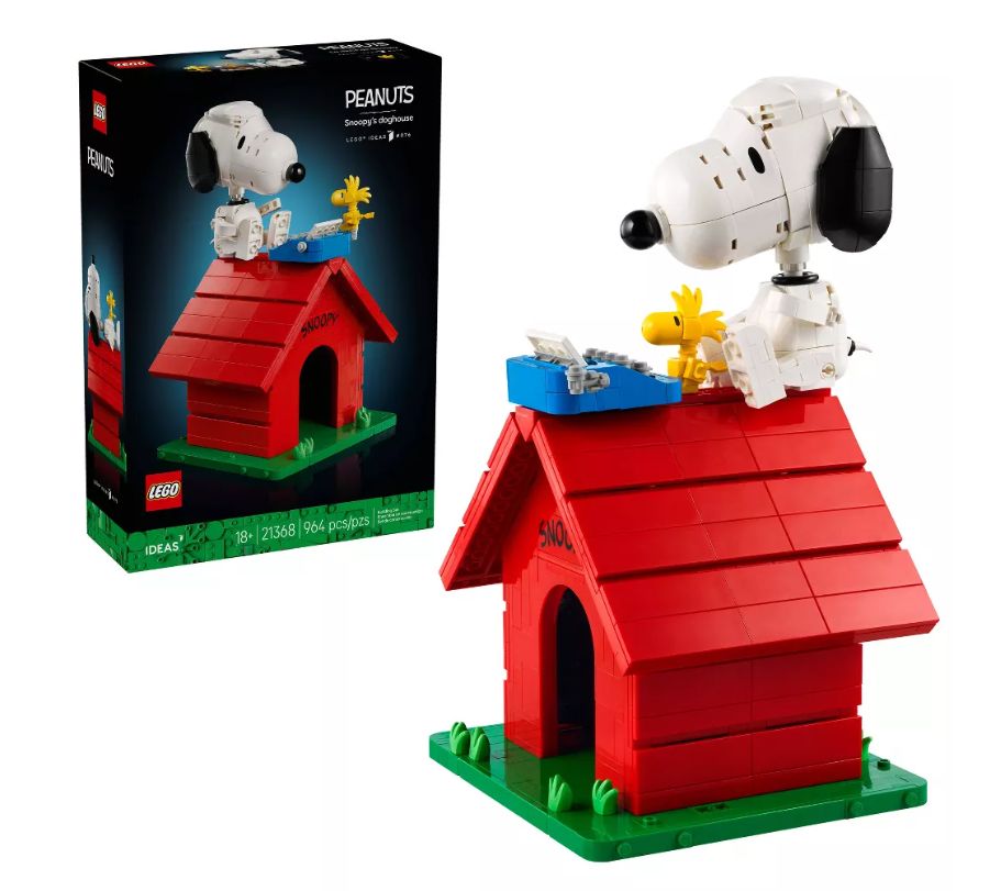 LEGO 21368 Ideas Peanuts: Snoopy's Doghouse Building Set