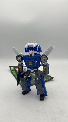 Hasbro Transformers War For Cybertron Kingdom Tracks Figure 2021 (used)