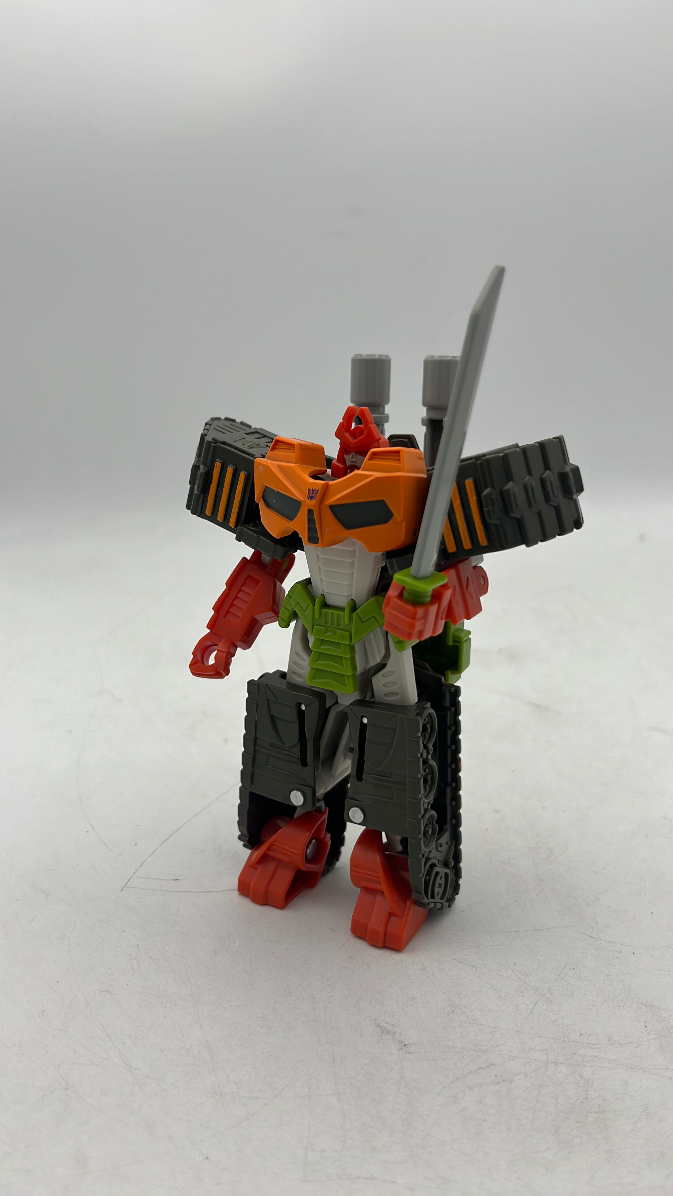 Hasbro Transformers Cyberverse 1-Step Changers Bludgeon Figure 2020 (used)
