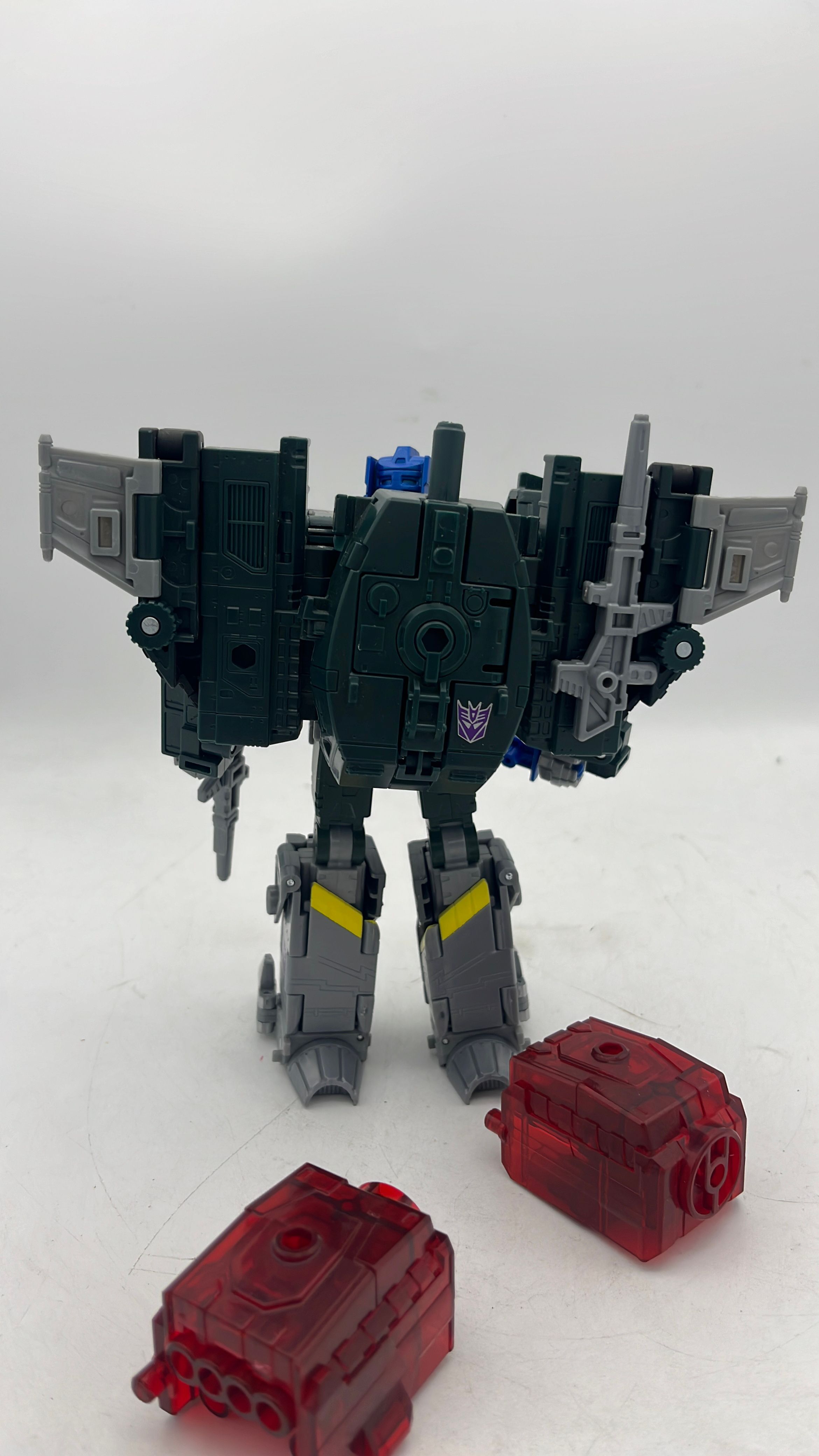 Hasbro Transformers Legacy United Overcharge Figure 2024 (used) view 8