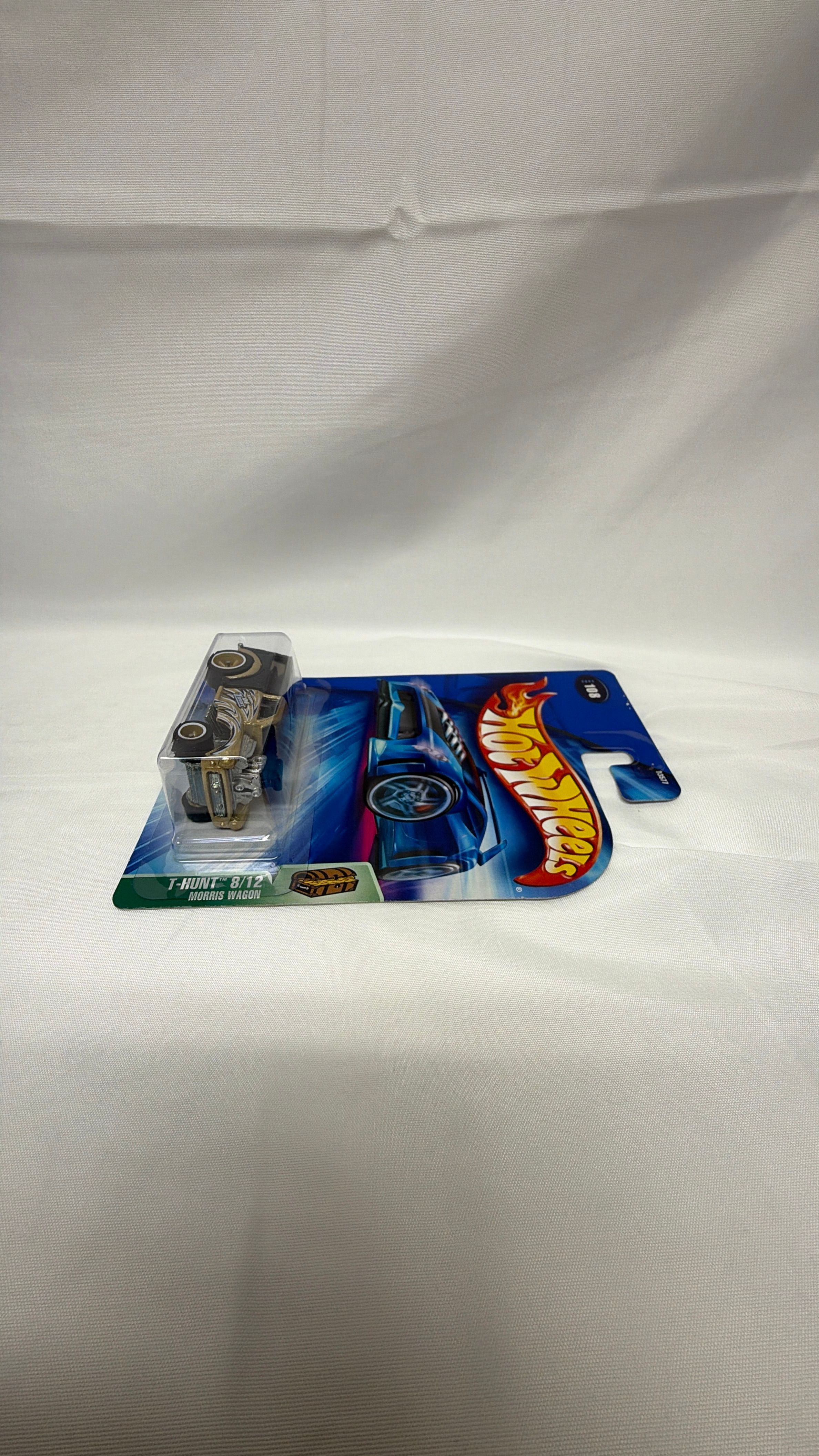 Mattel Hot Wheels Morris Wagon Treasure Hunt view 2