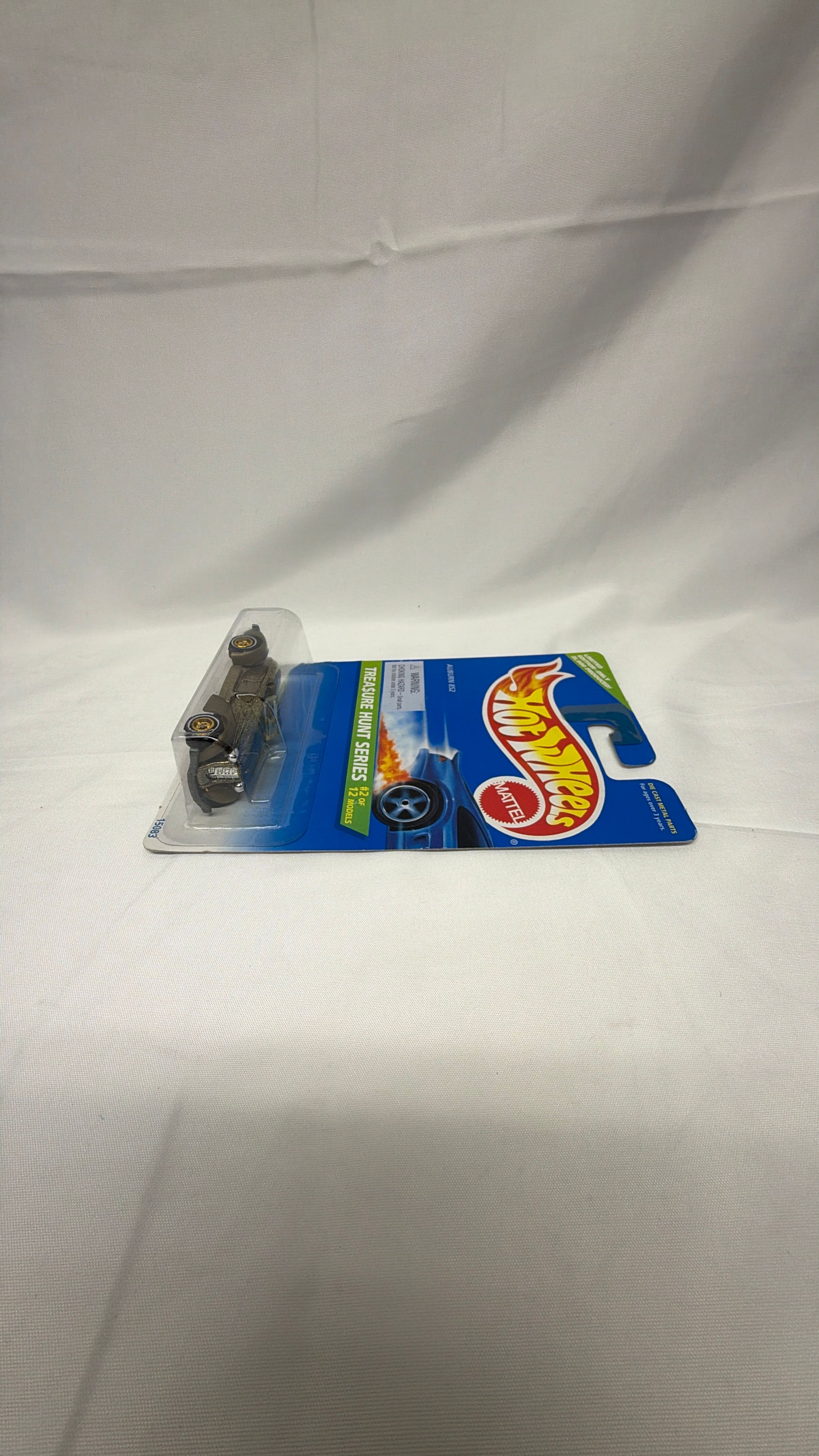 Mattel Hot Wheels Auburn 852 Super Treasure Hunt view 2