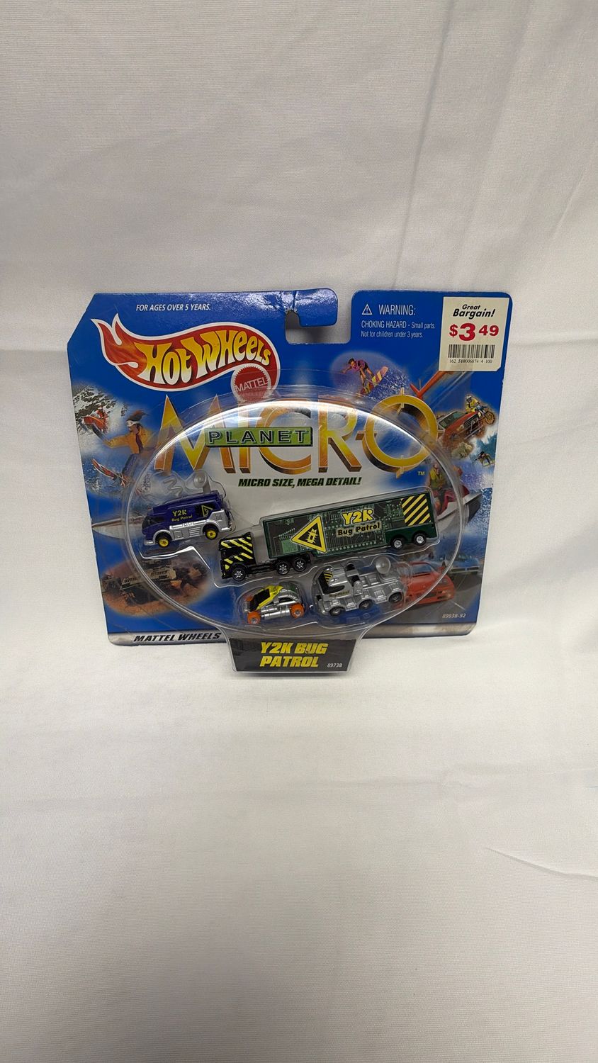 Mattel Hot Wheels Micro Planet Y2K Bug Patrol *RARE*