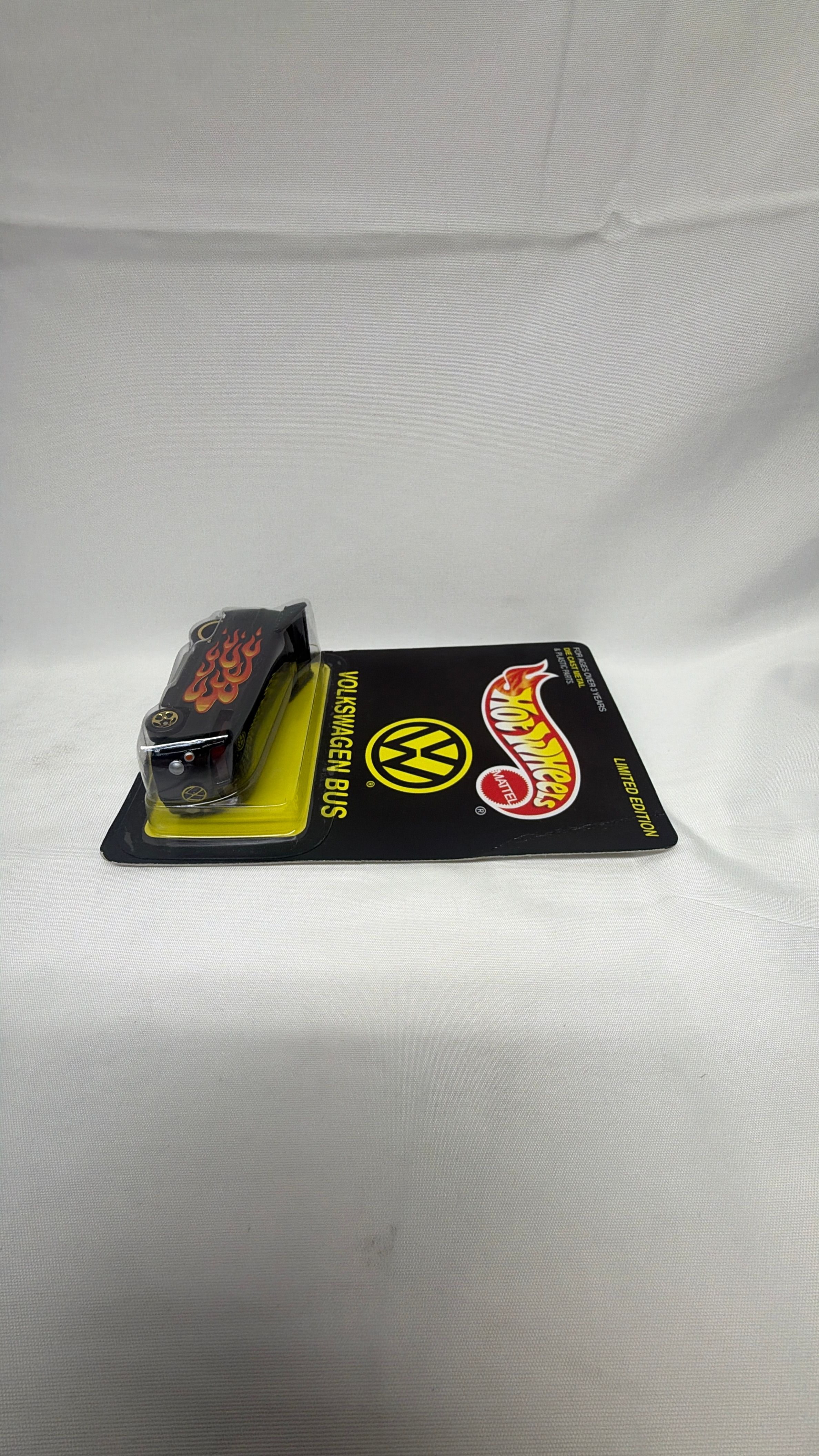 Mattel Hot Wheels Volkswagen Bus Limited Edition view 2