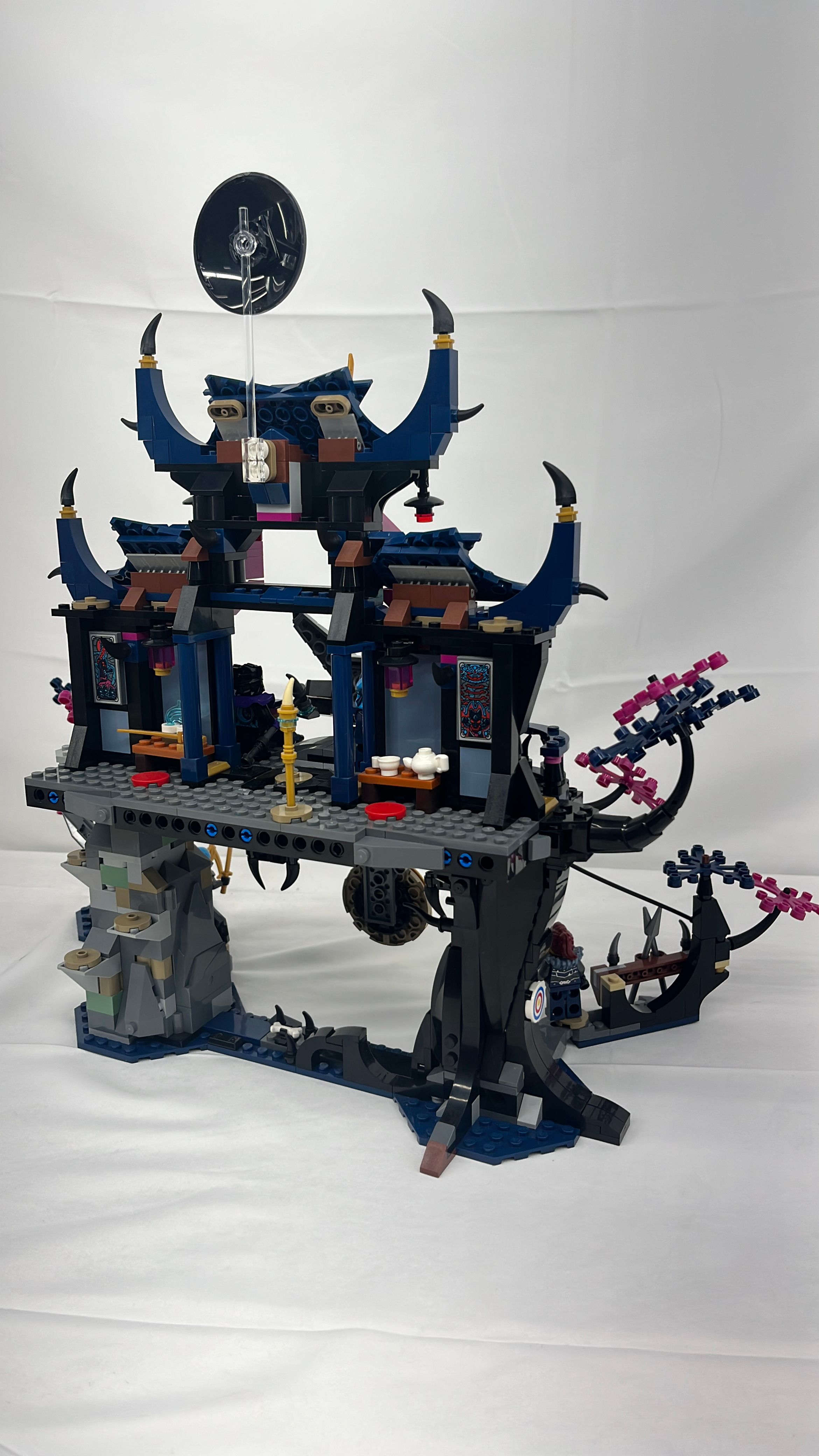 Lego 71813 Ninjago Wolf Mask Dojo 2024 (used) view 4
