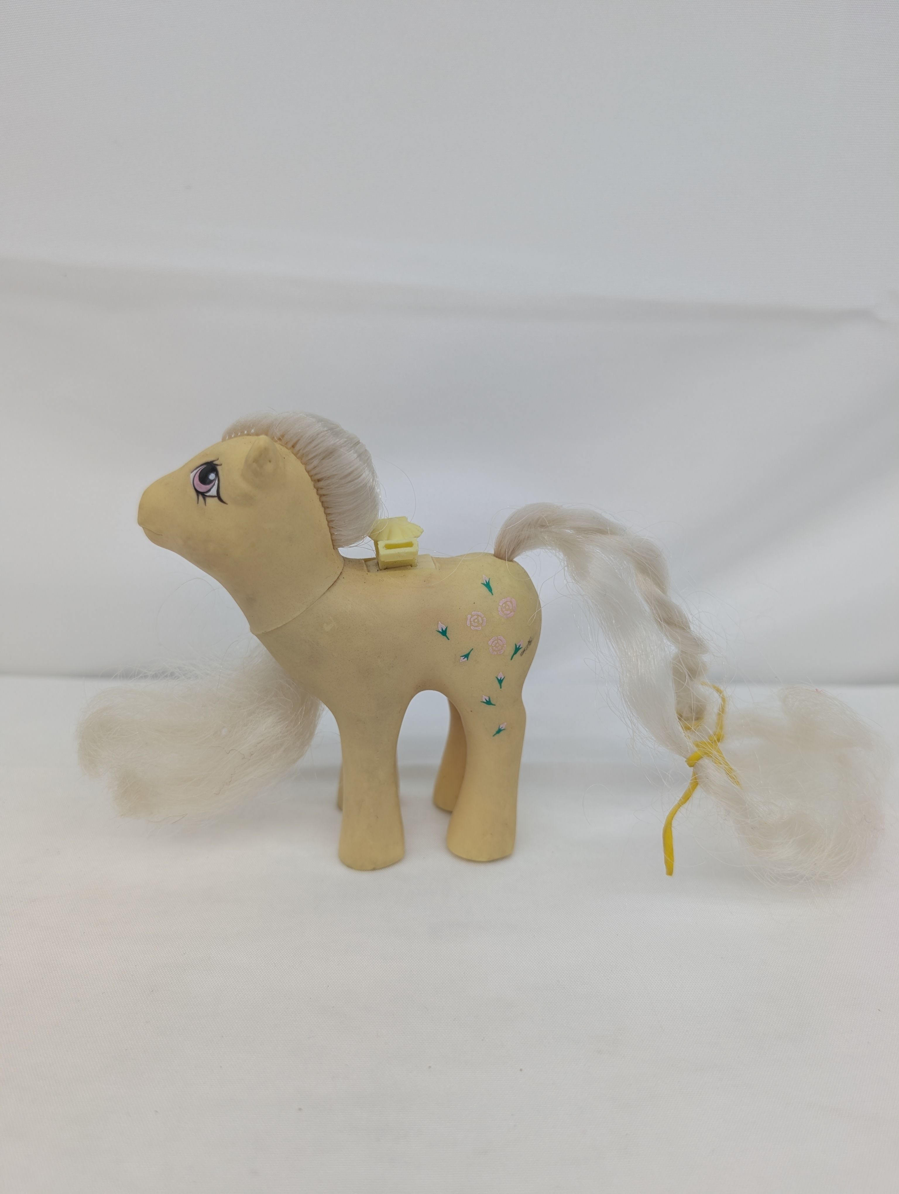 Hasbro Figure My Little Pony G1 Rosedust Flutter Pony 1986 (used)