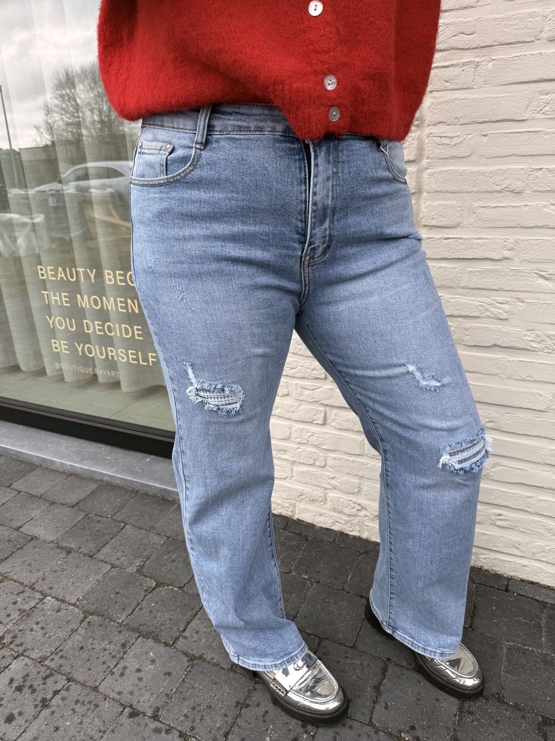 Bleke Jeans Cut-Outs