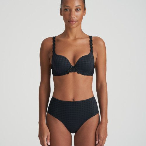 Marie Jo Avero full brief 0500411