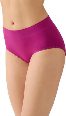 Wacoal Feeling Flexible Brief 875332