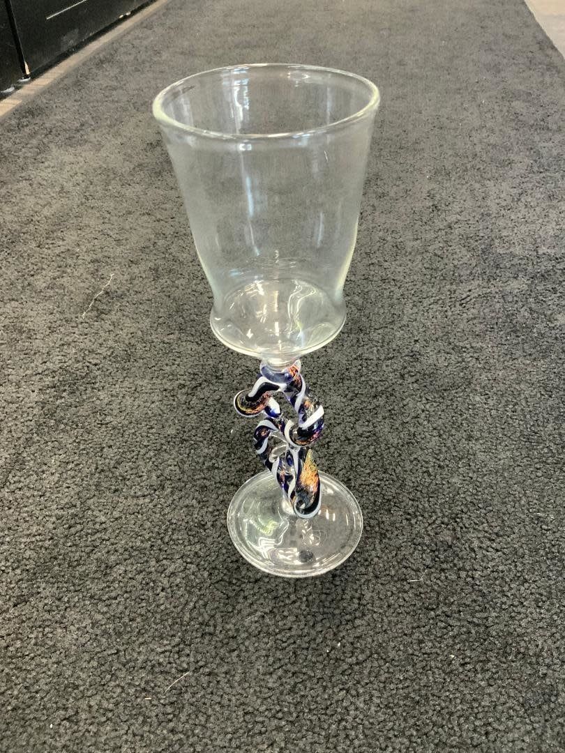 Kevin Beecher Dirco Ribbon Cane Wine Glass