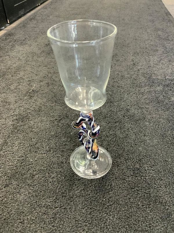 Kevin Beecher Dirco Ribbon Cane Wine Glass
