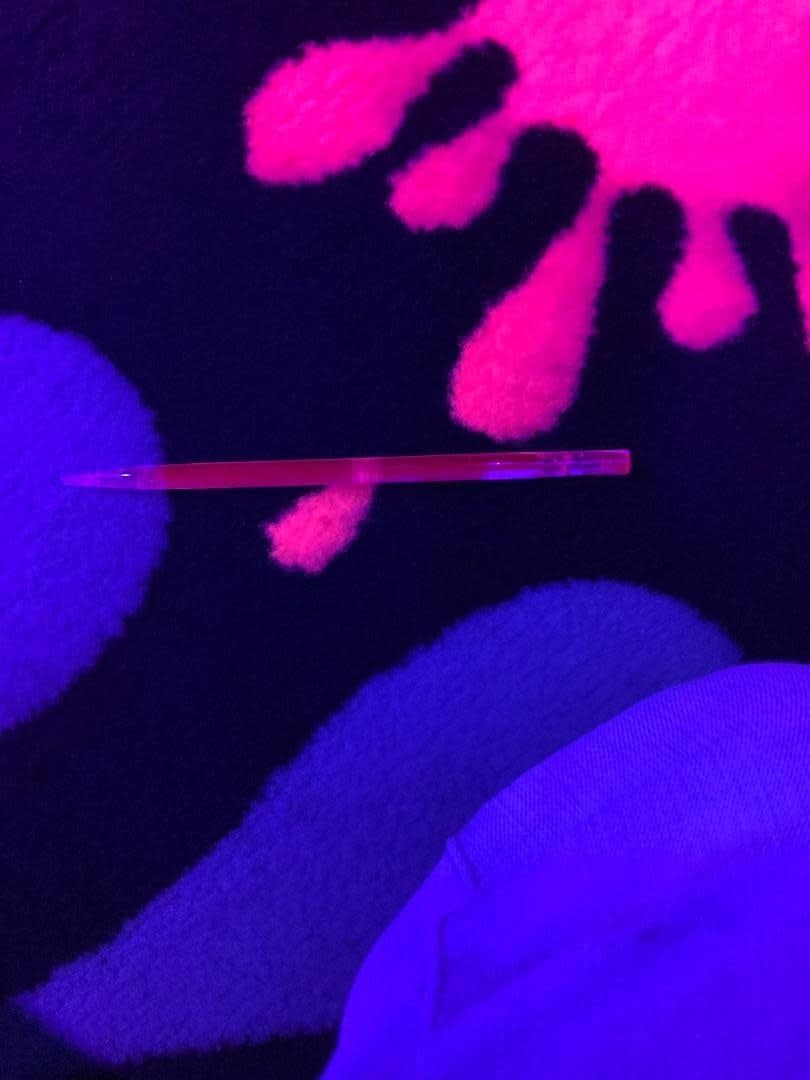 UV Pink Lucy Dab Tool