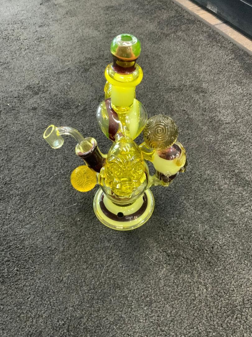 Kevin Beecher Collaboration CFL/UV 4 Beaker Recycler Waterpipe