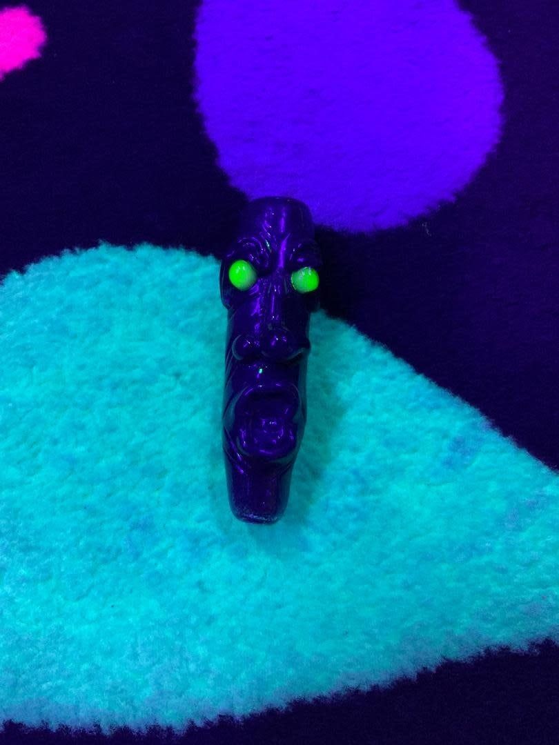 Kevin Beecher UV Eyed Face Chillum