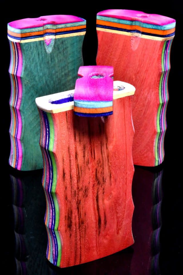 Large Multicolor Double Grip Dugout