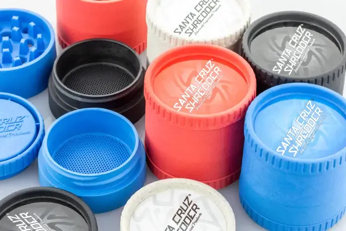 Santa Cruz Shredder Grinder 4pc Medium Hemp Grinder