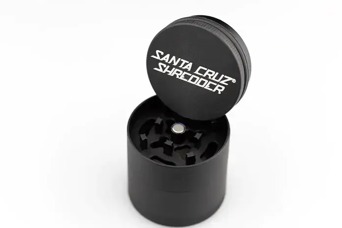 Santa Cruz Shredder 4 Piece Small Grinder Black