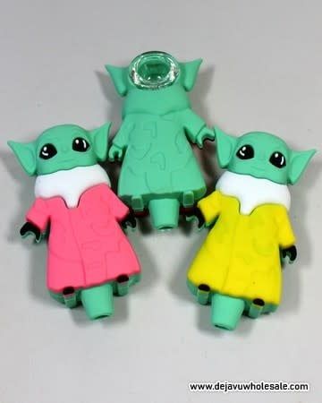 4&#39;&#39; Baby Yoda Silicone Hand Pipe With Replacement Glass Bowl