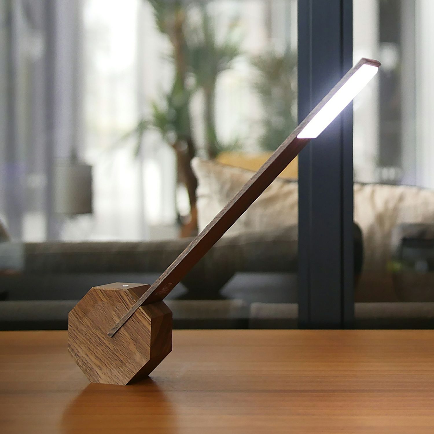 Lampe de bureau Octagon