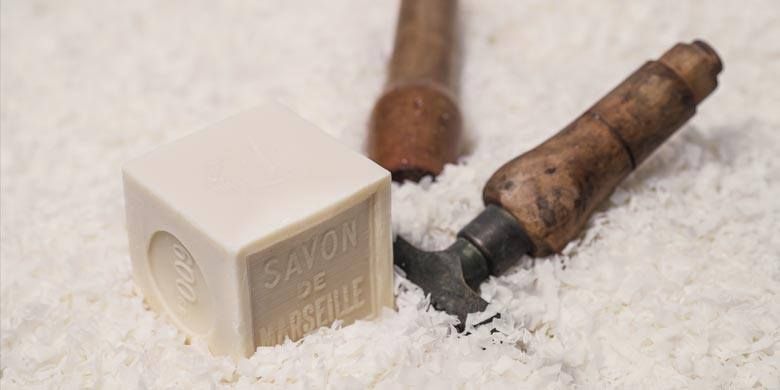 Savon de Marseille authentique 300 g EXTRA PUR