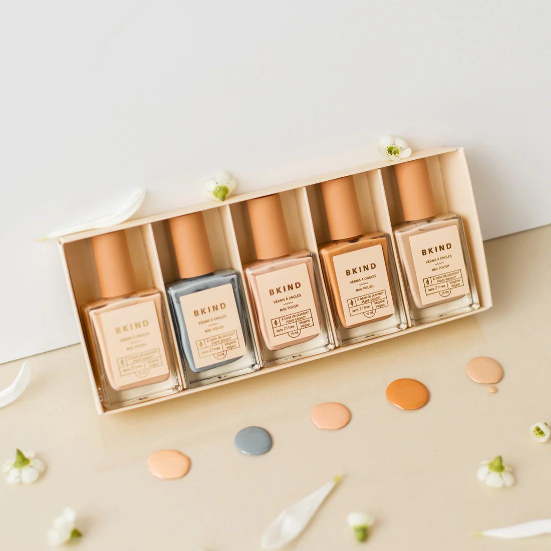 Coffret de vernis à ongles véganes non-toxiques qualité professionnelle à 5 (Qc)