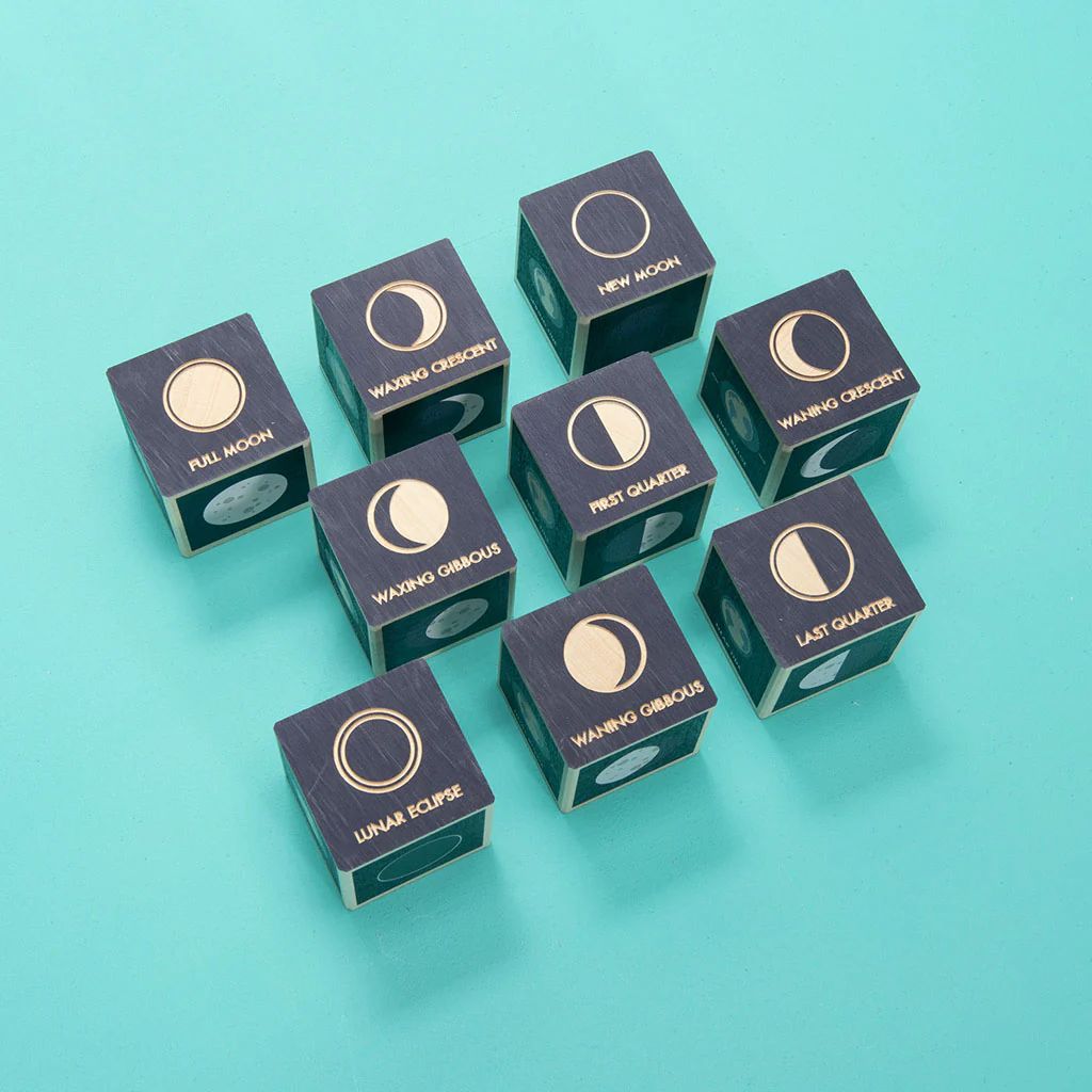 LES PHASES DE LA LUNE - cubes  ornés fait à la main du tilleul durable